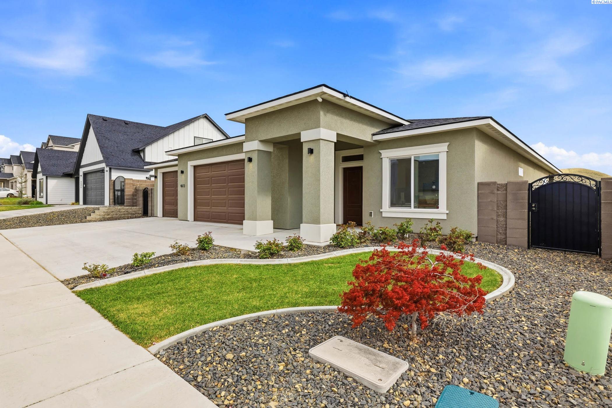 4613 Village View St, Richland, WA 99352-8583