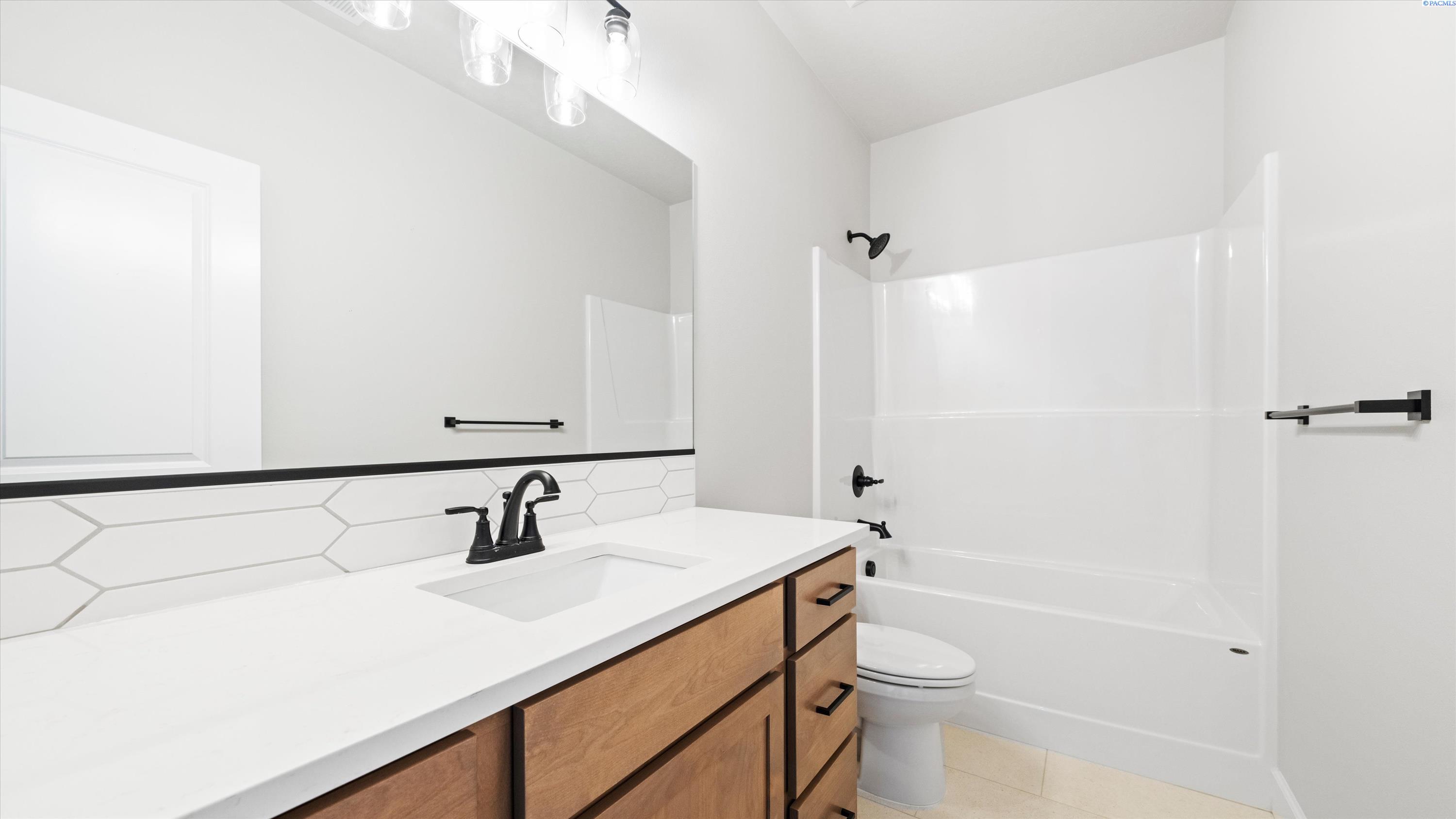 3539 Allison Way, Richland, WA 99532