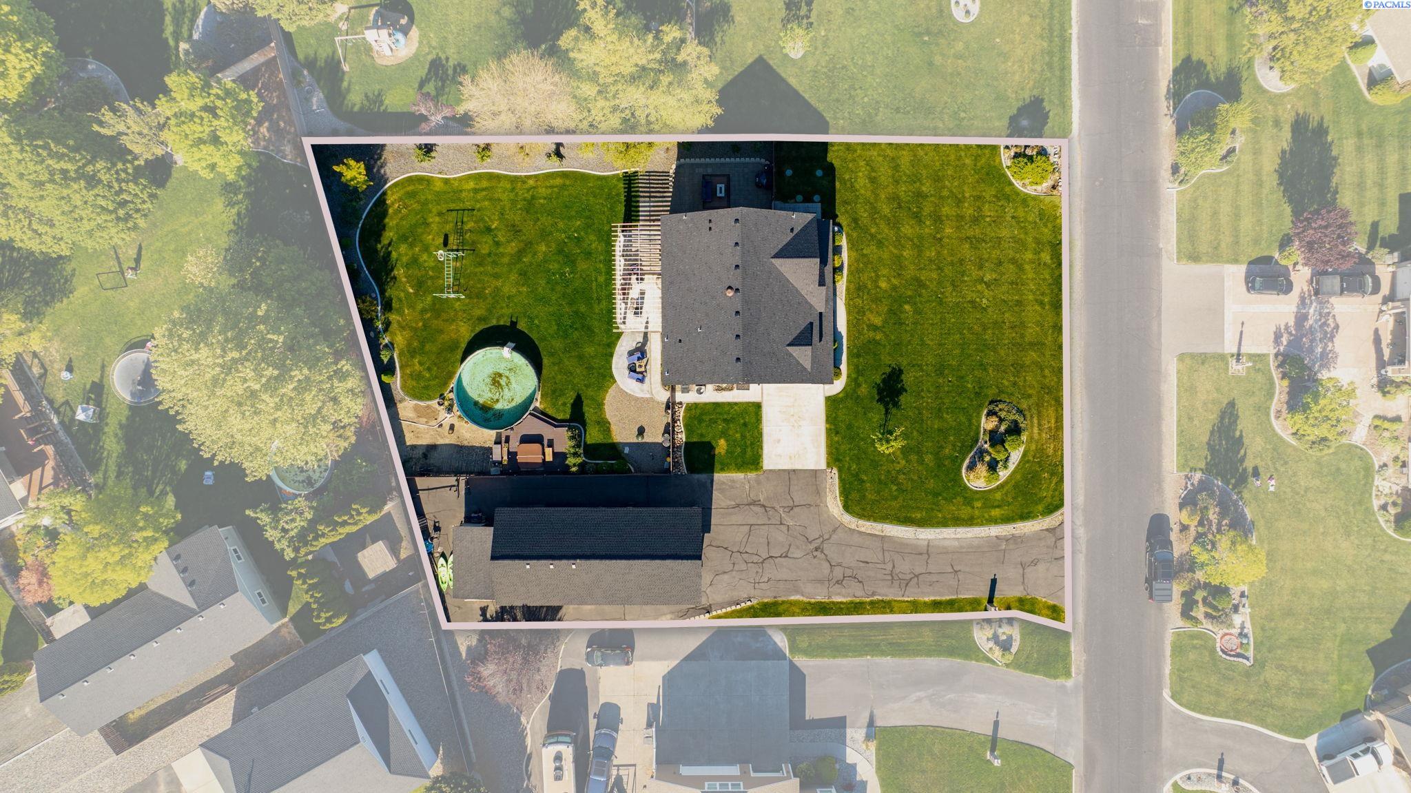 99206 E Ridgeview Dr, Kennewick, WA 99338
