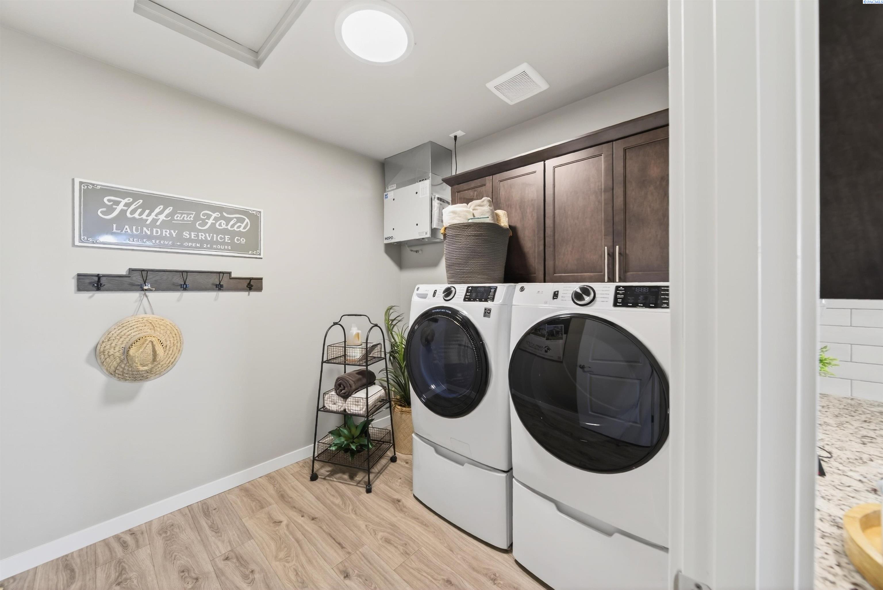 1409 SW Kelandren Dr, Prosser, WA 99350