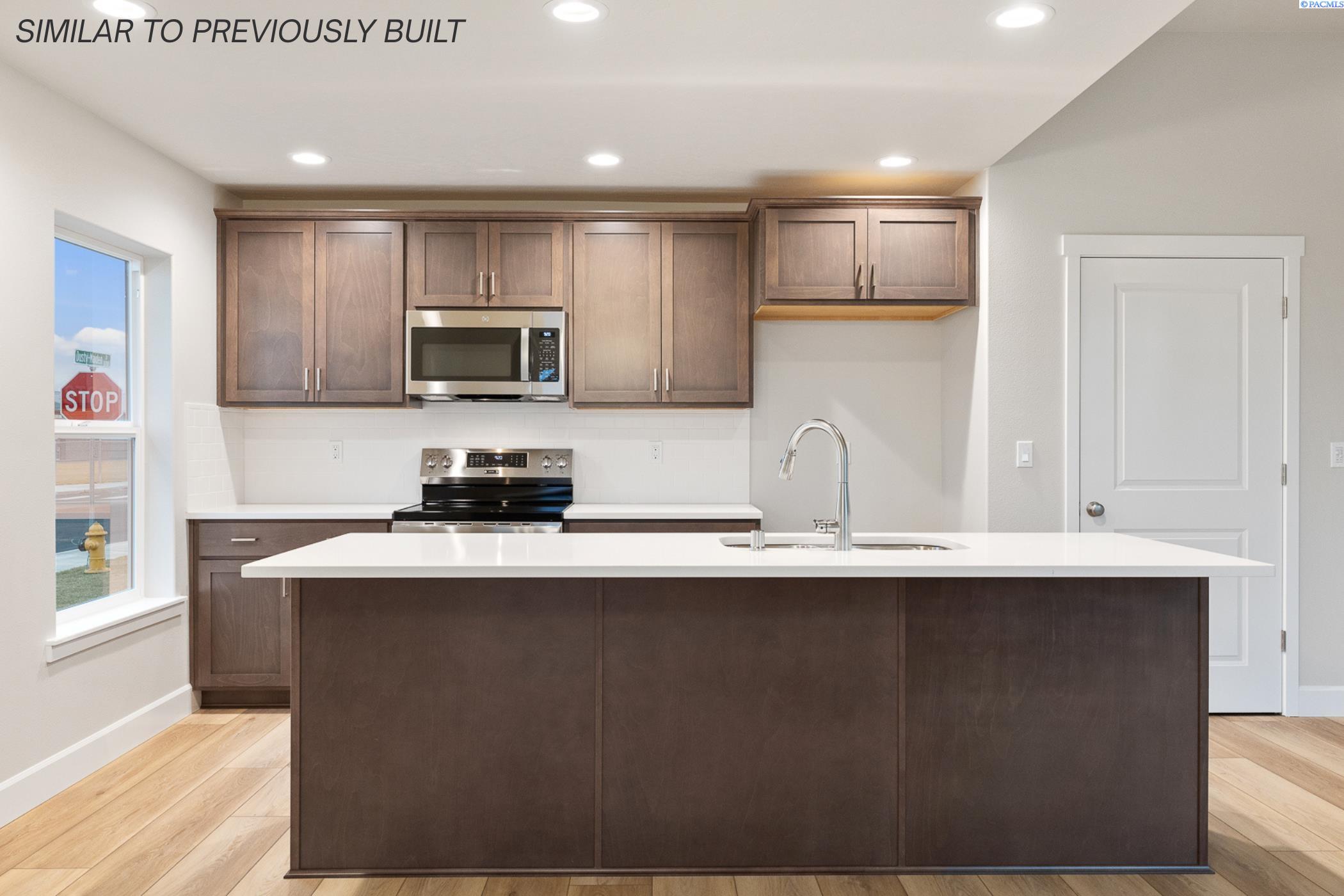 6409 Rd 90, Pasco, WA 99301