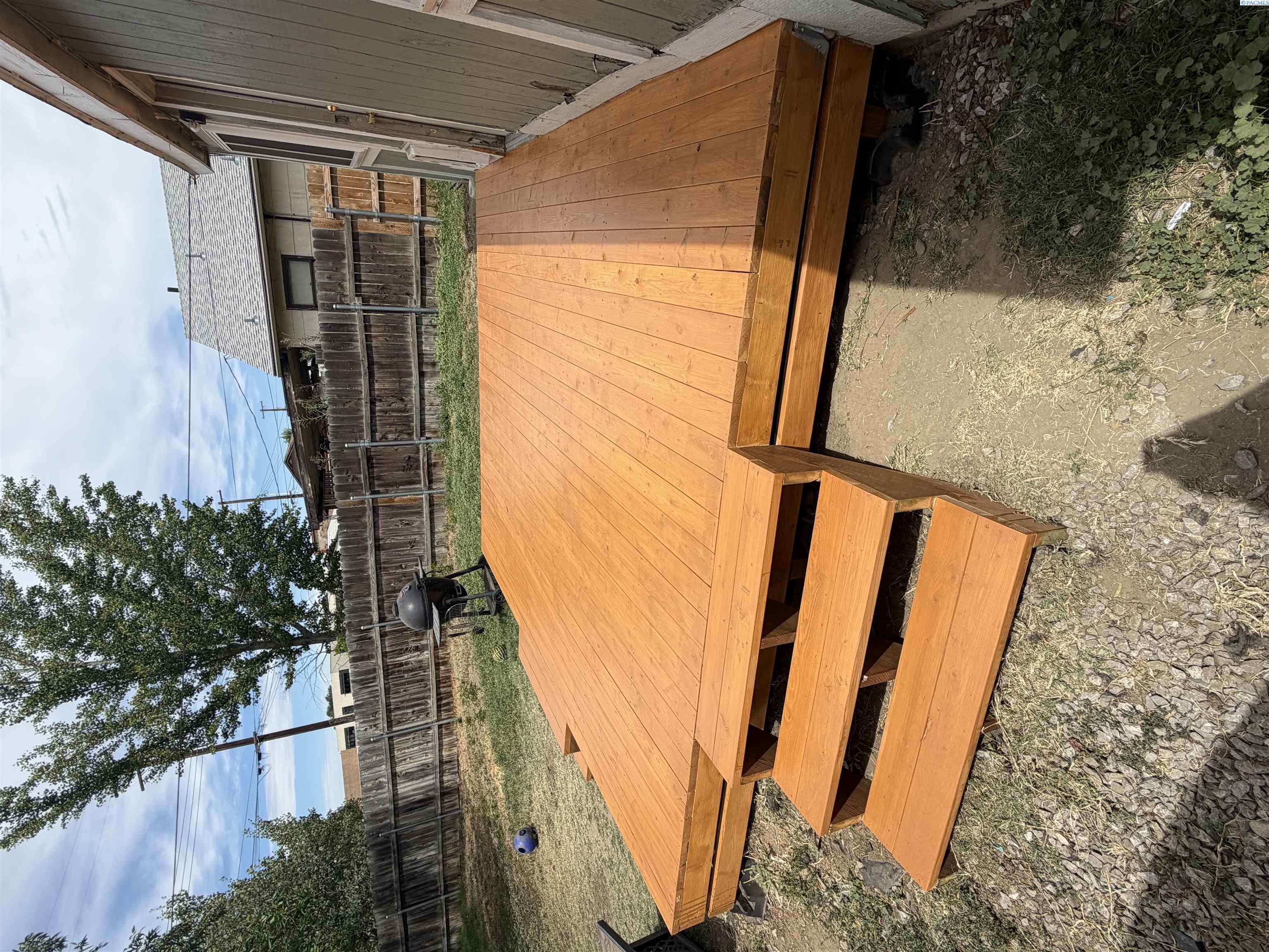 1605 Perkins Ave, Richland, WA 99354