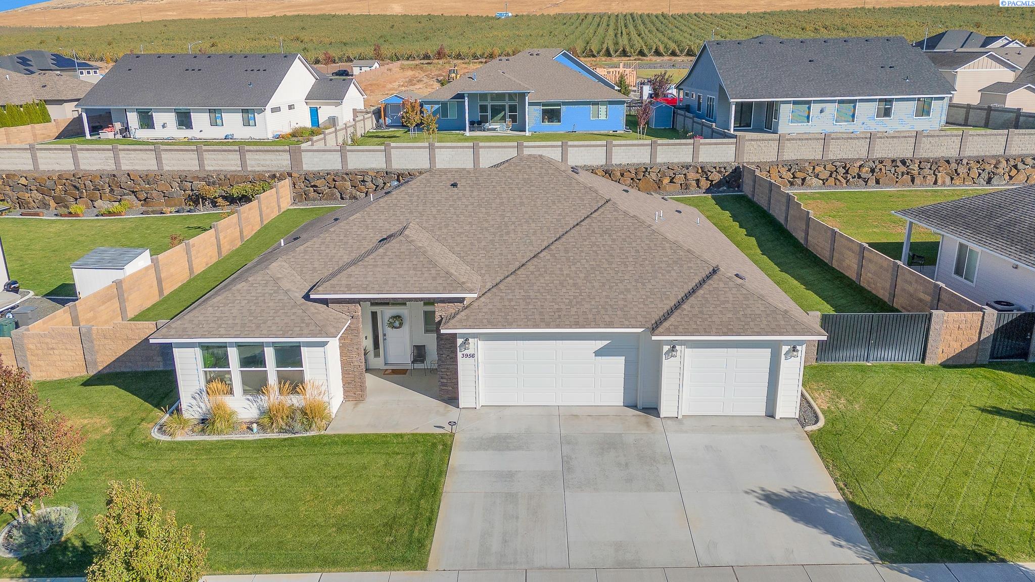 3956 Corvina, Richland, WA 99352