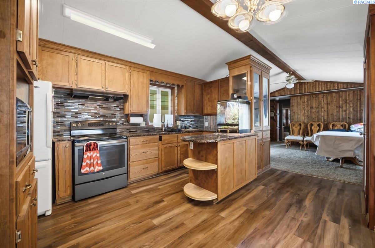 70301 S 2410 Prse, Kennewick, WA 99337