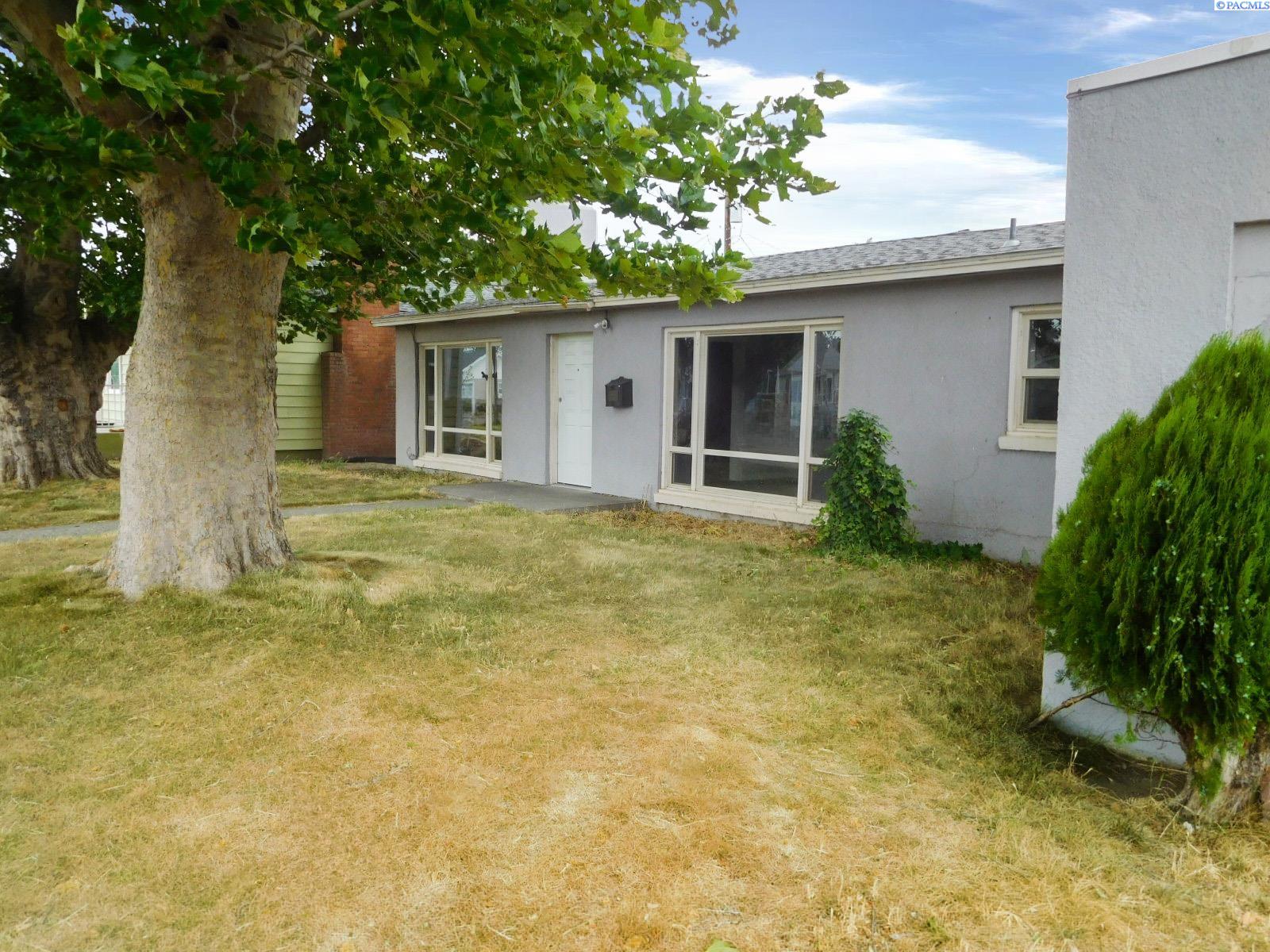 309 E 2nd Ave, Kennewick, WA 99336