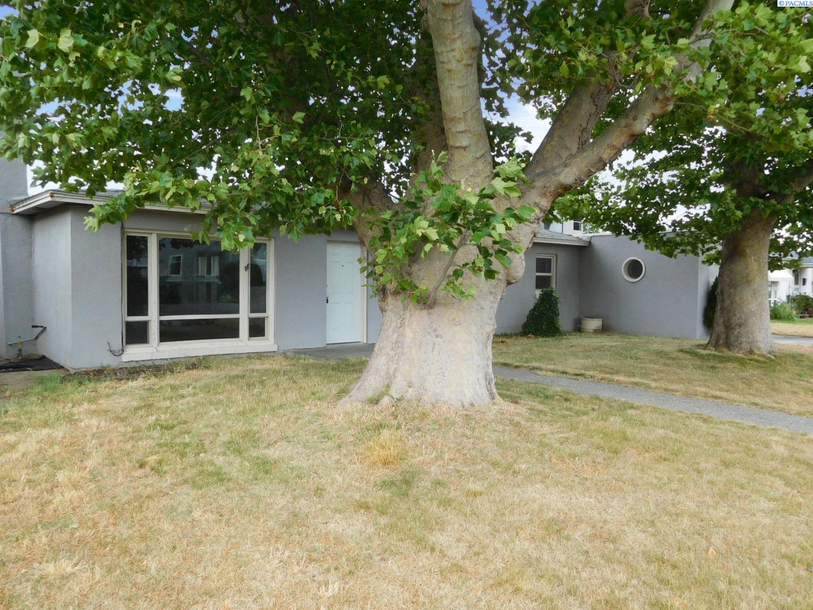 309 E 2nd Ave, Kennewick, WA 99336