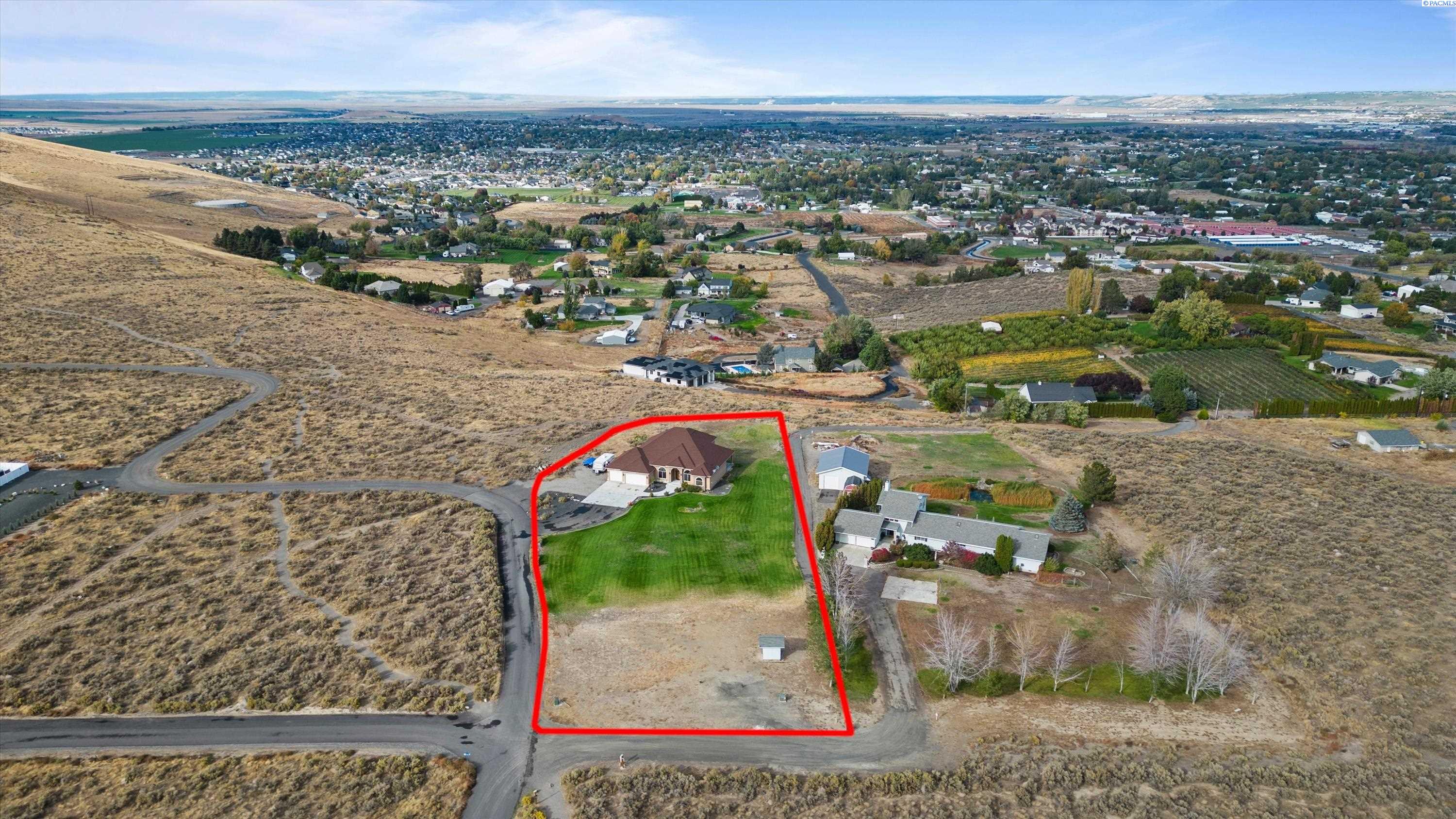 70516 E 680 Pr Ne, Richland, WA 99352
