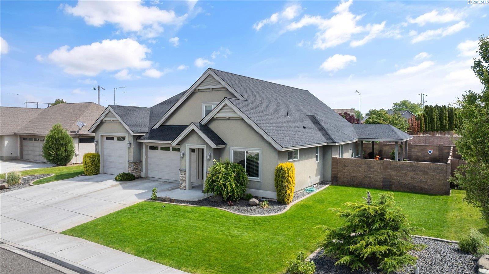 2536 Tiger Ln, Richland, WA 99352