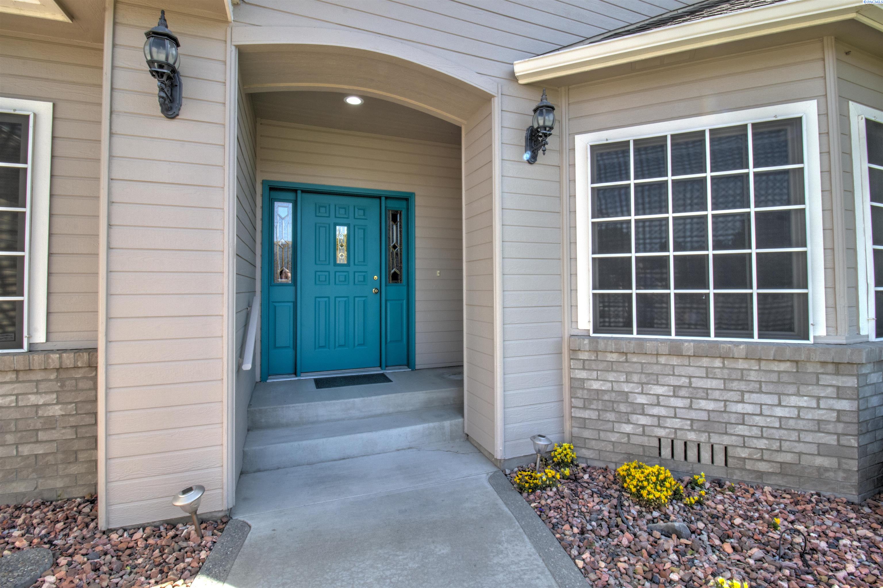 2806 W 38th Ct, Kennewick, WA 99337