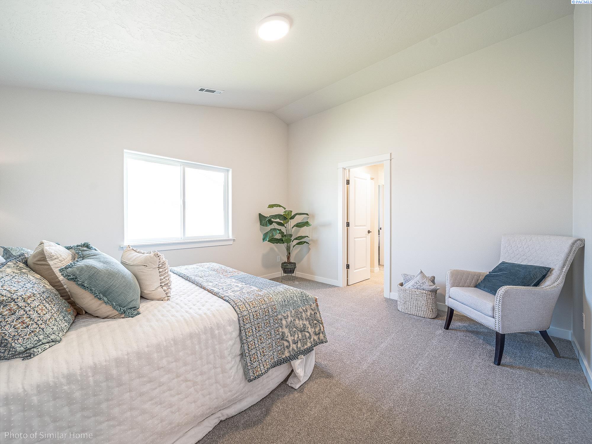 7376 W 24th Ave, Kennewick, WA 99338