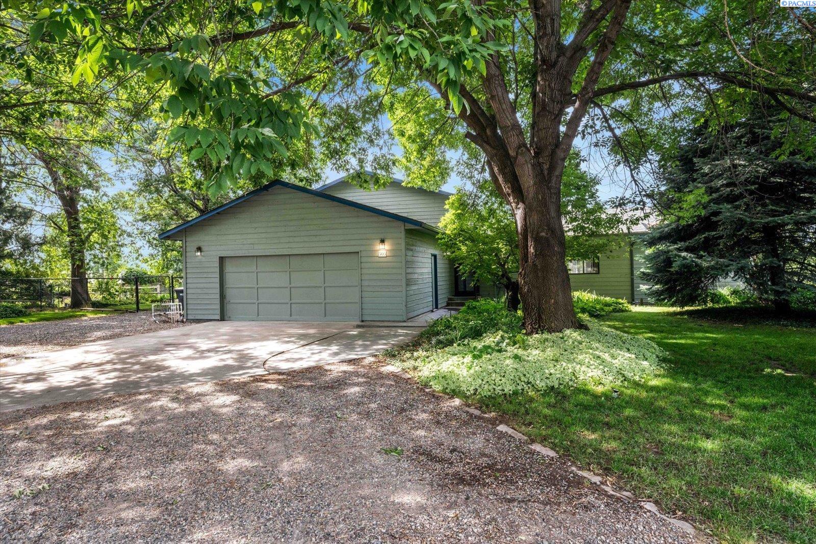 505 S Agua Mansa Ct, Kennewick, WA 99338