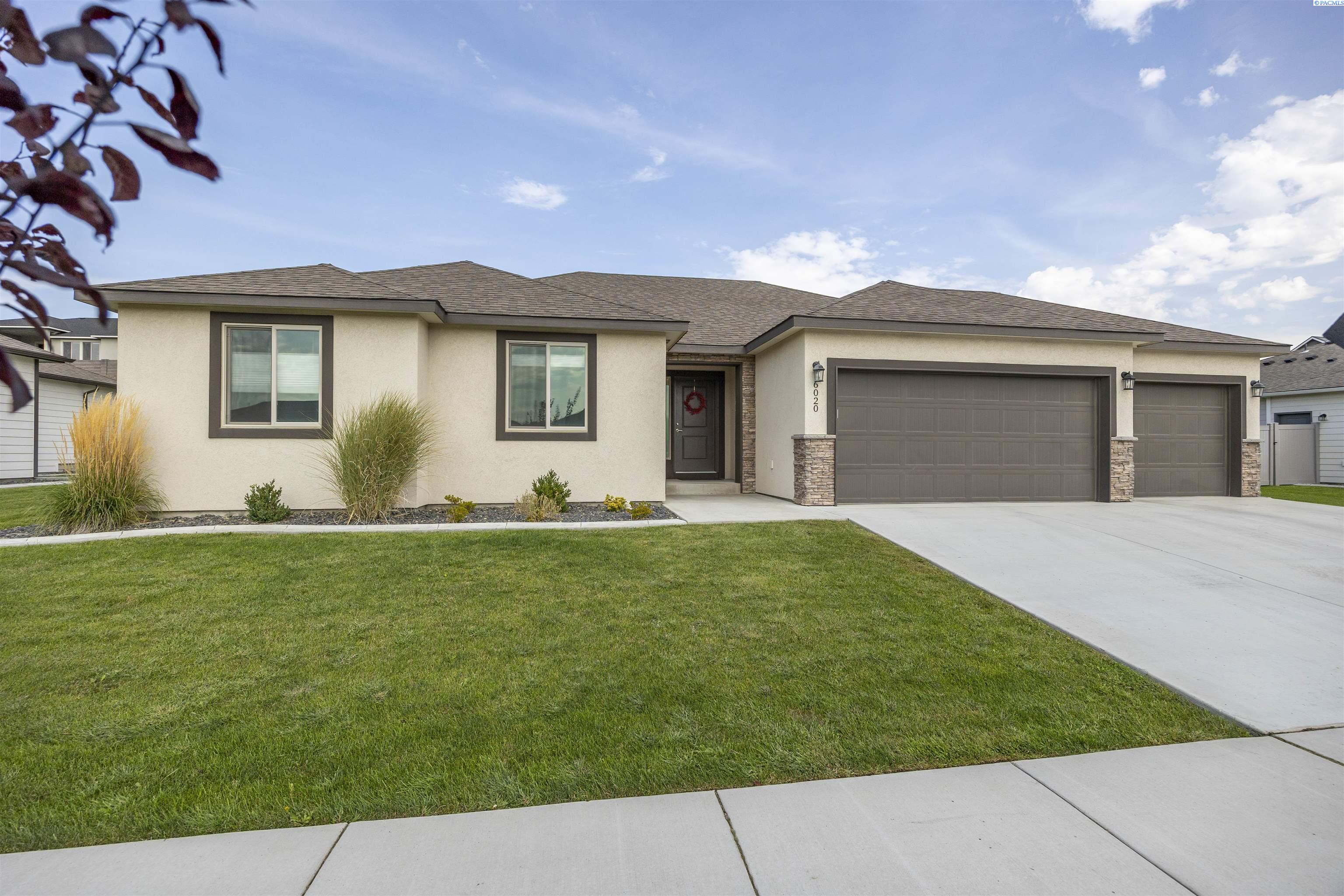 6020 W 32nd Ct, Kennewick, WA 99338