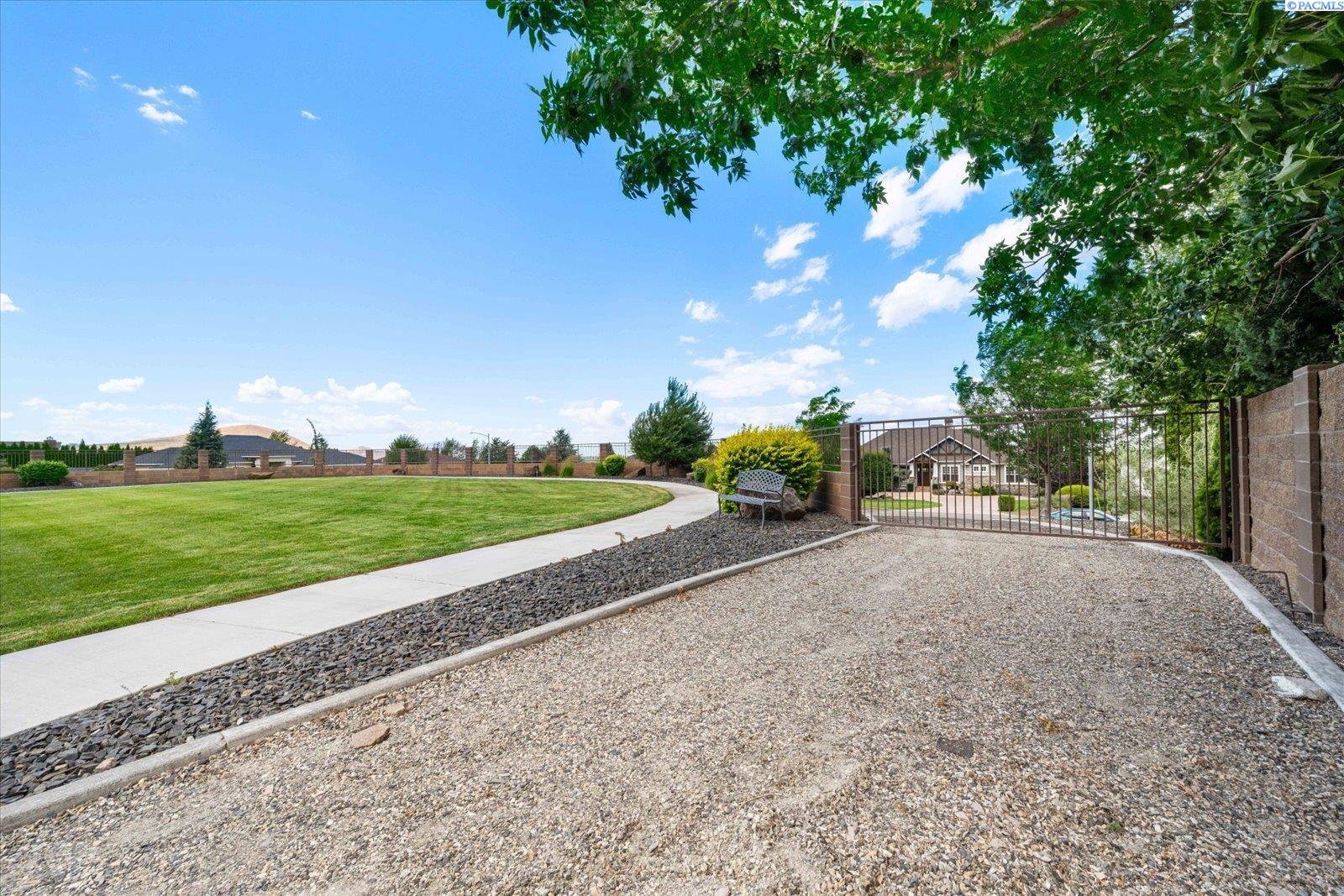 1107 Pinto Lp, Richland, WA 99352