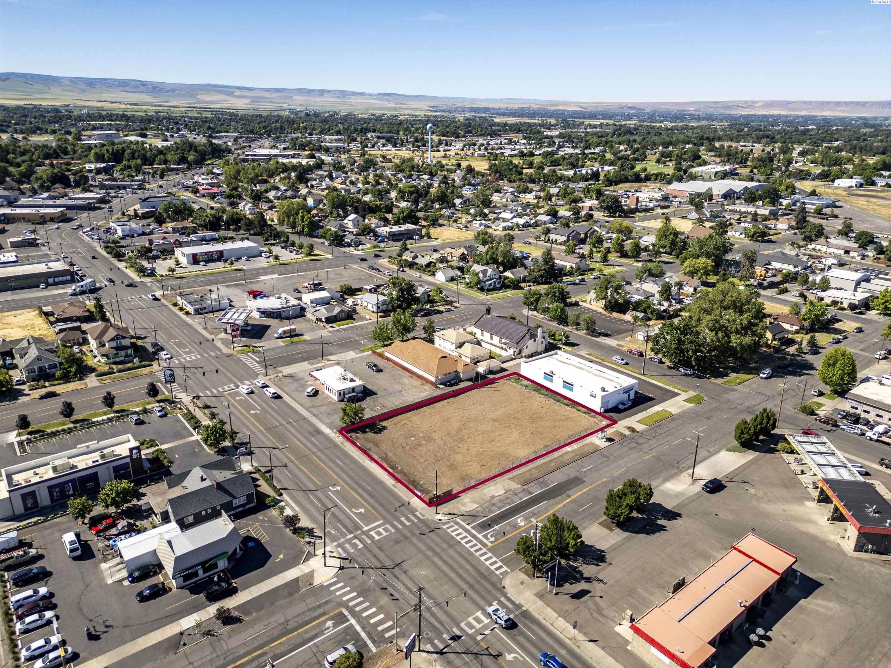 703-713 W Main, Walla Walla, WA 99632-3004