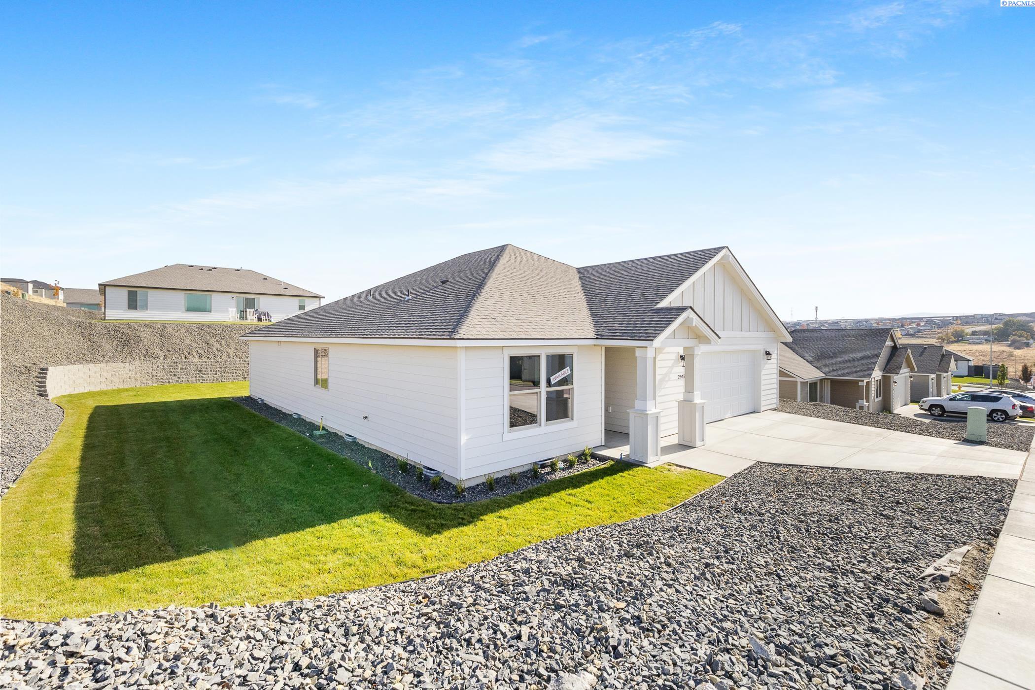 2945 S Penn St, Kennewick, WA 99338
