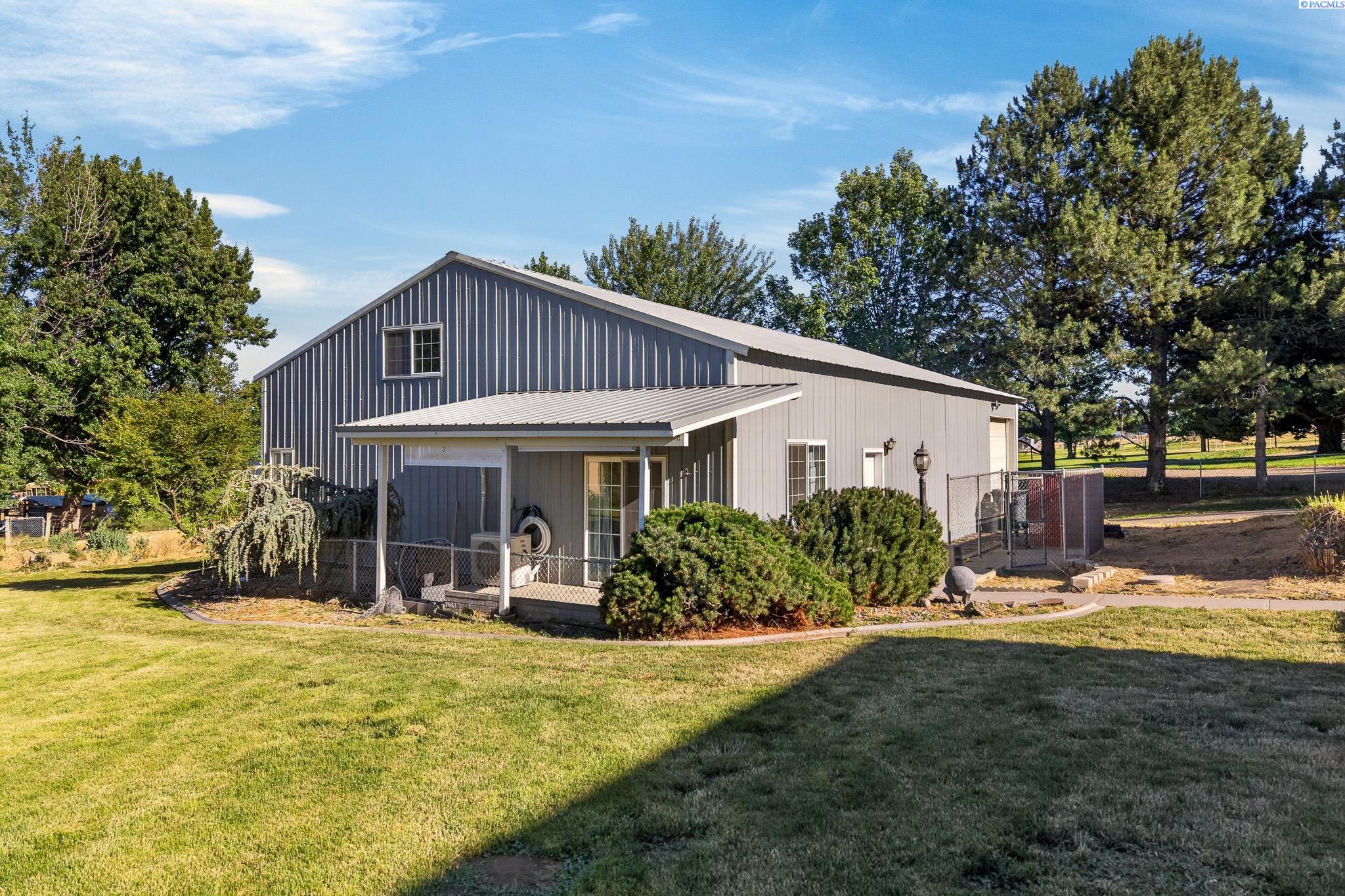 509 W Wagon Wheel Pr Nw, Benton City, WA 99320