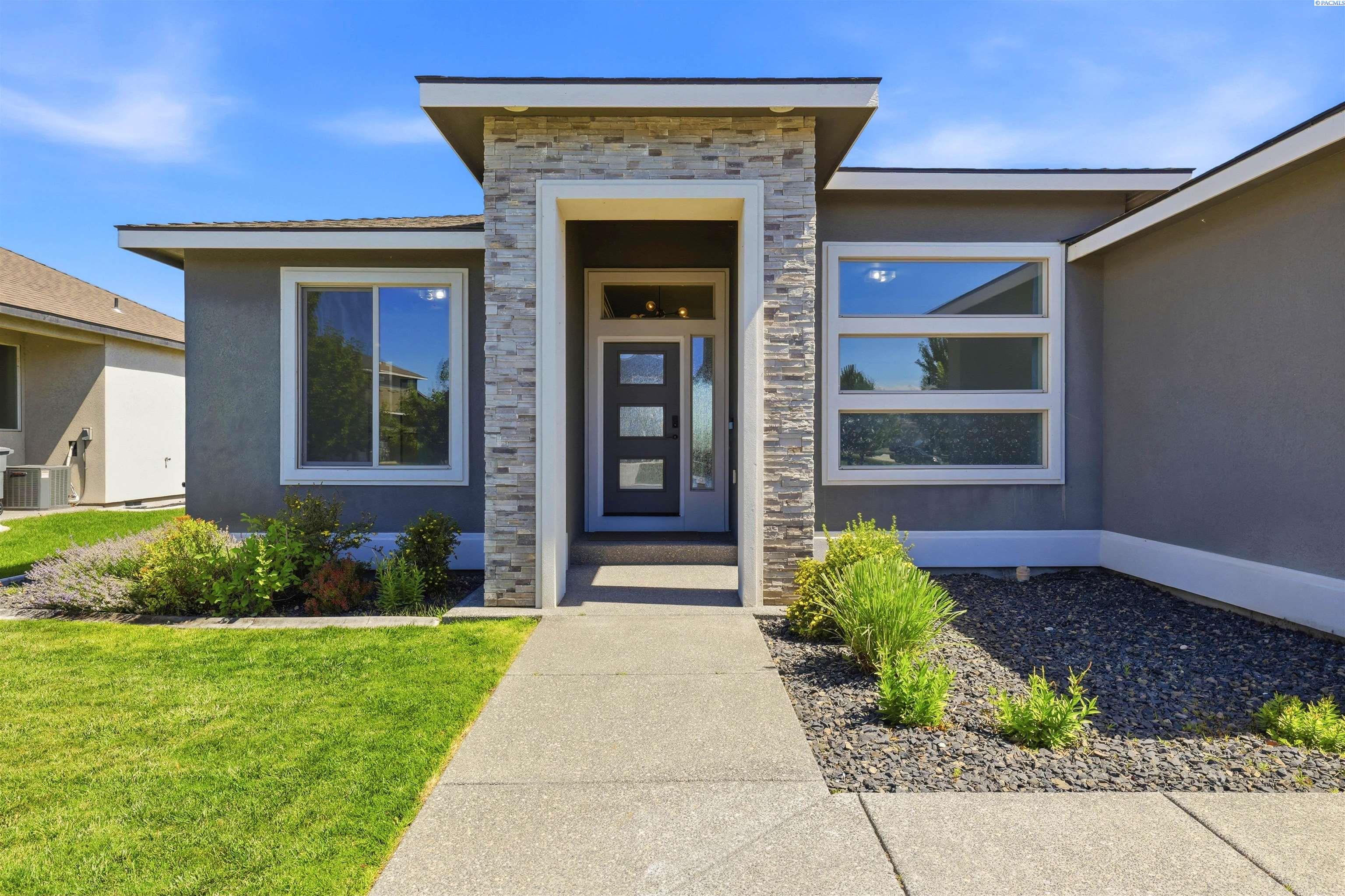 3030 Wild Canyon Way, Richland, WA 99354