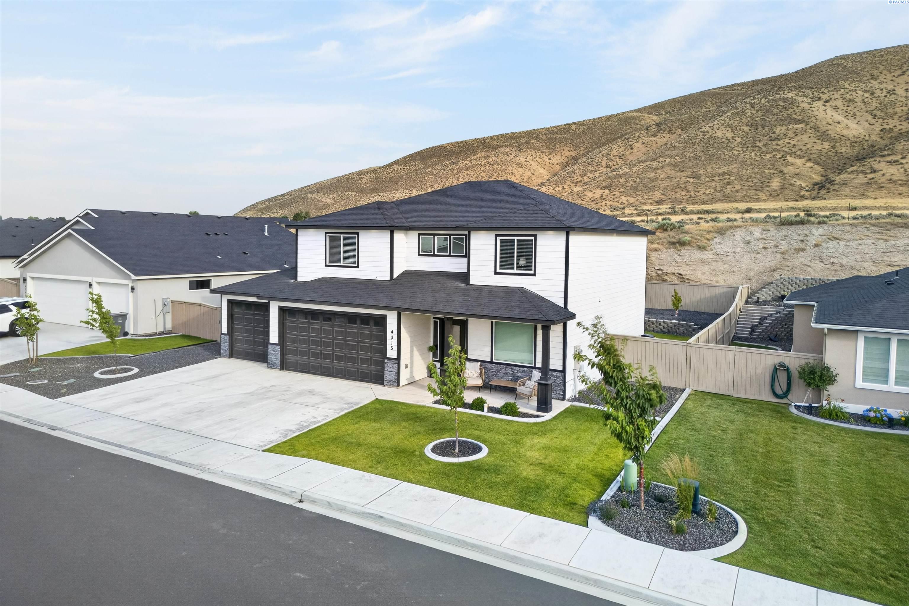 4315 Cowlitz, Richland, WA 99352