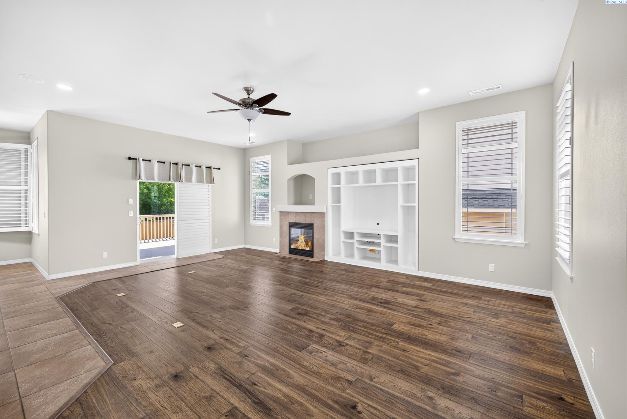 3305 S Volland St, Kennewick, WA 99337