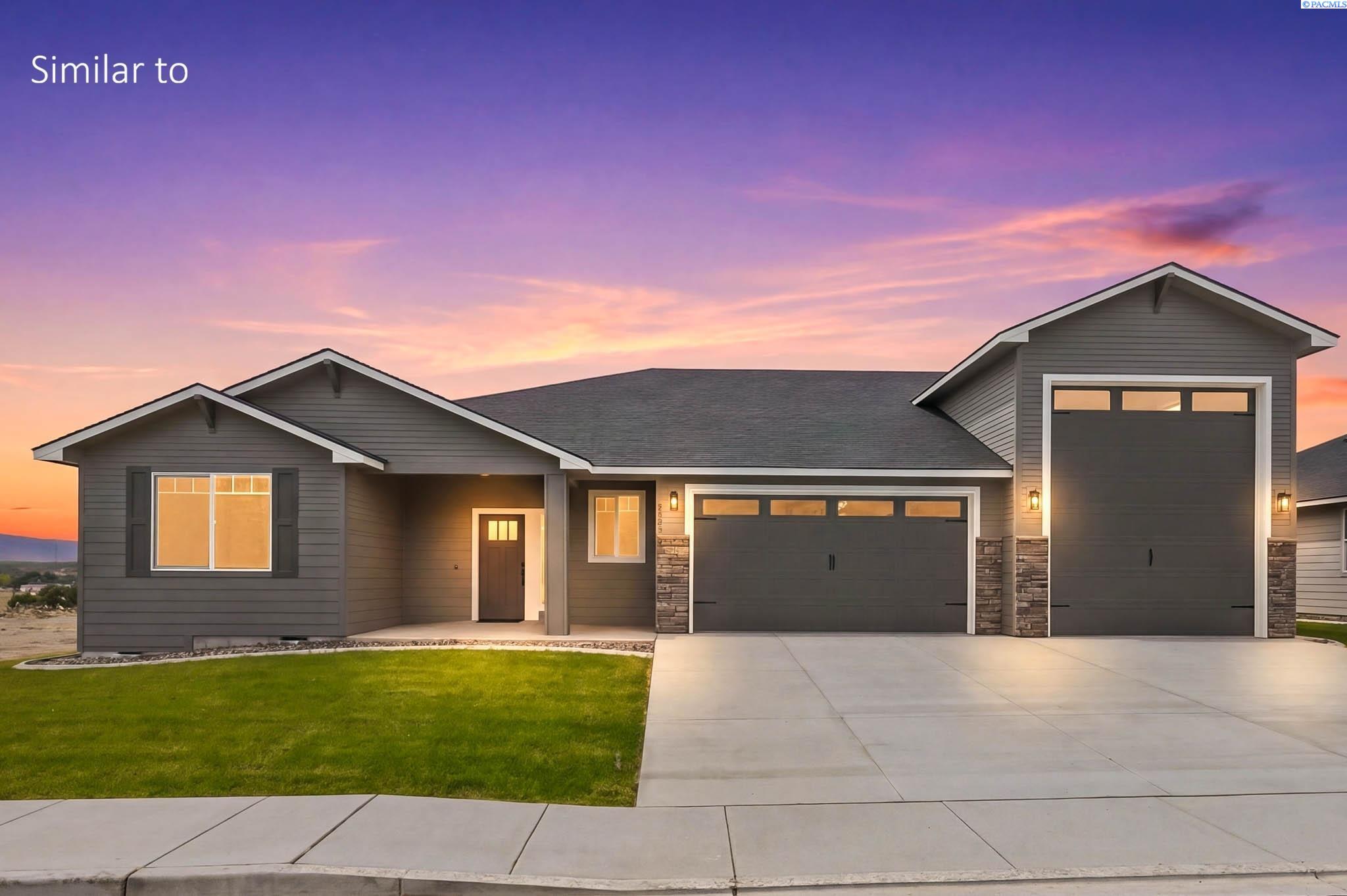 987 Miraflores Ave, West Richland, WA 99353