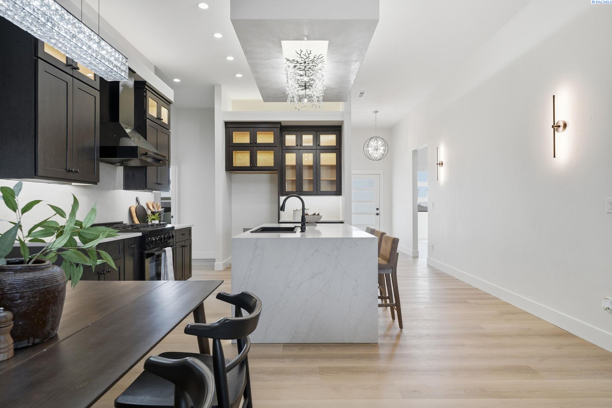 2994 Gage Blvd, Richland, WA 99352