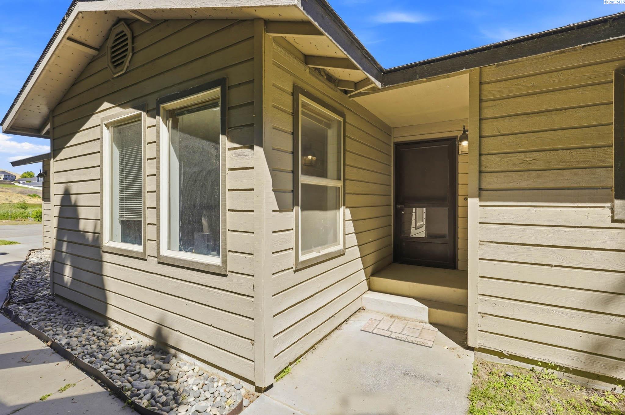 3013 Escolar Rd, Kennewick, WA 99338
