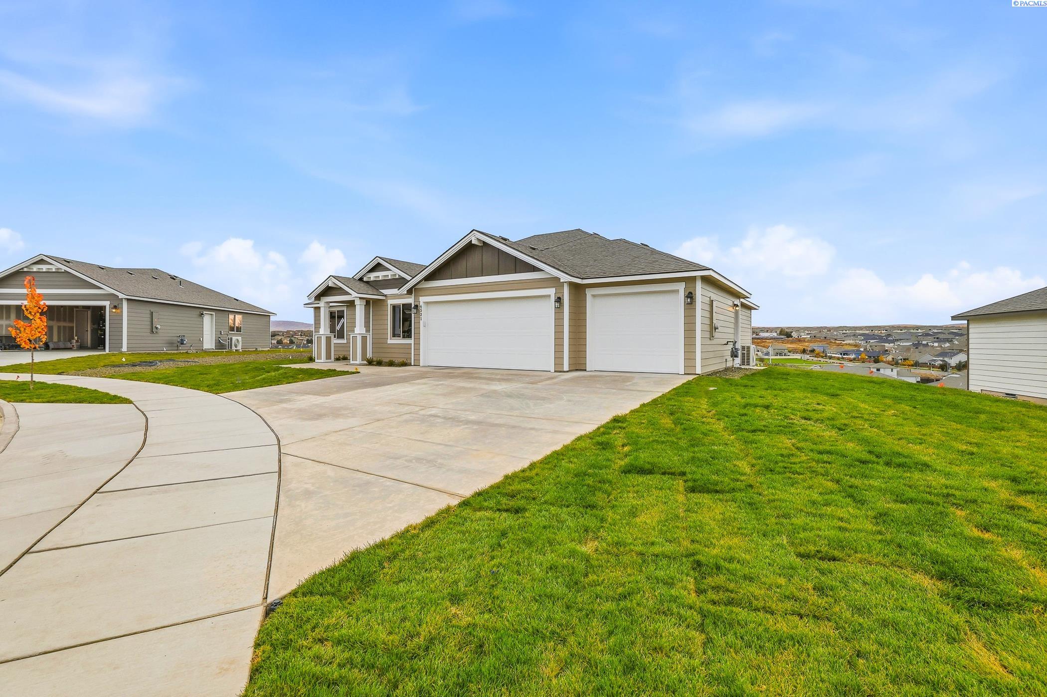 6521 W 29th Ct, Kennewick, WA 99338