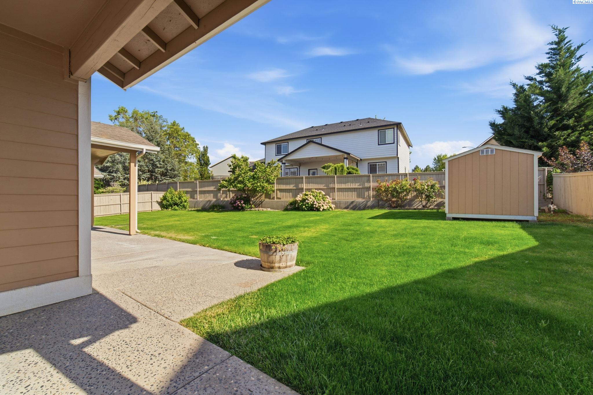 5609 W 14th Ave, Kennewick, WA 99338