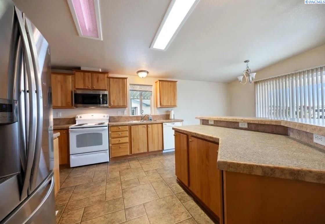 312 S Columbia Center Blvd #93, Kennewick, WA 99336