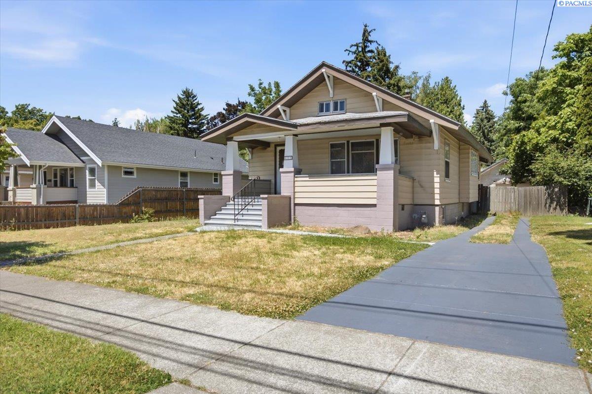 615 Pleasant, Walla Walla, WA 99362