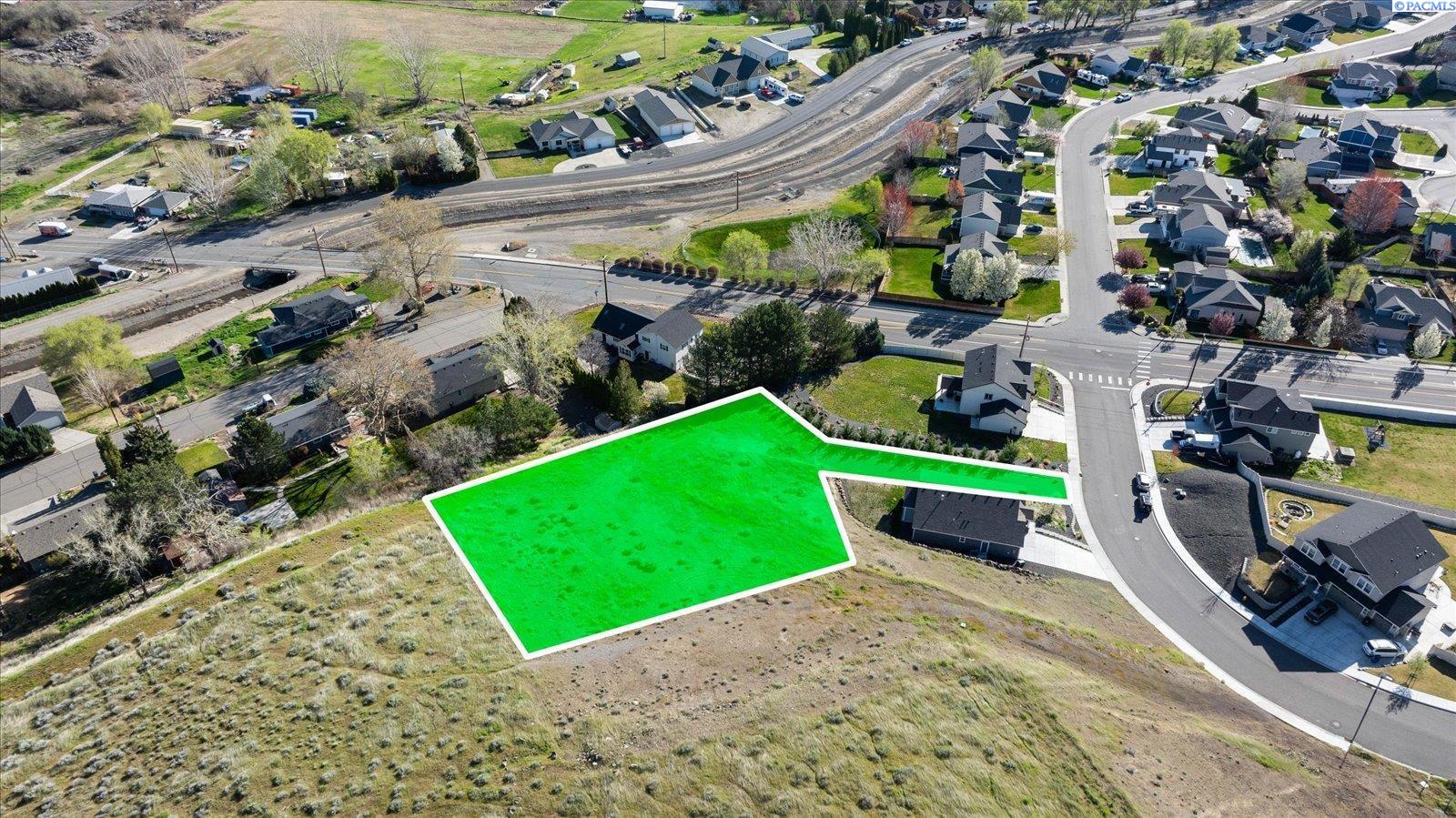 3820 Bing St, West Richland, WA 99338