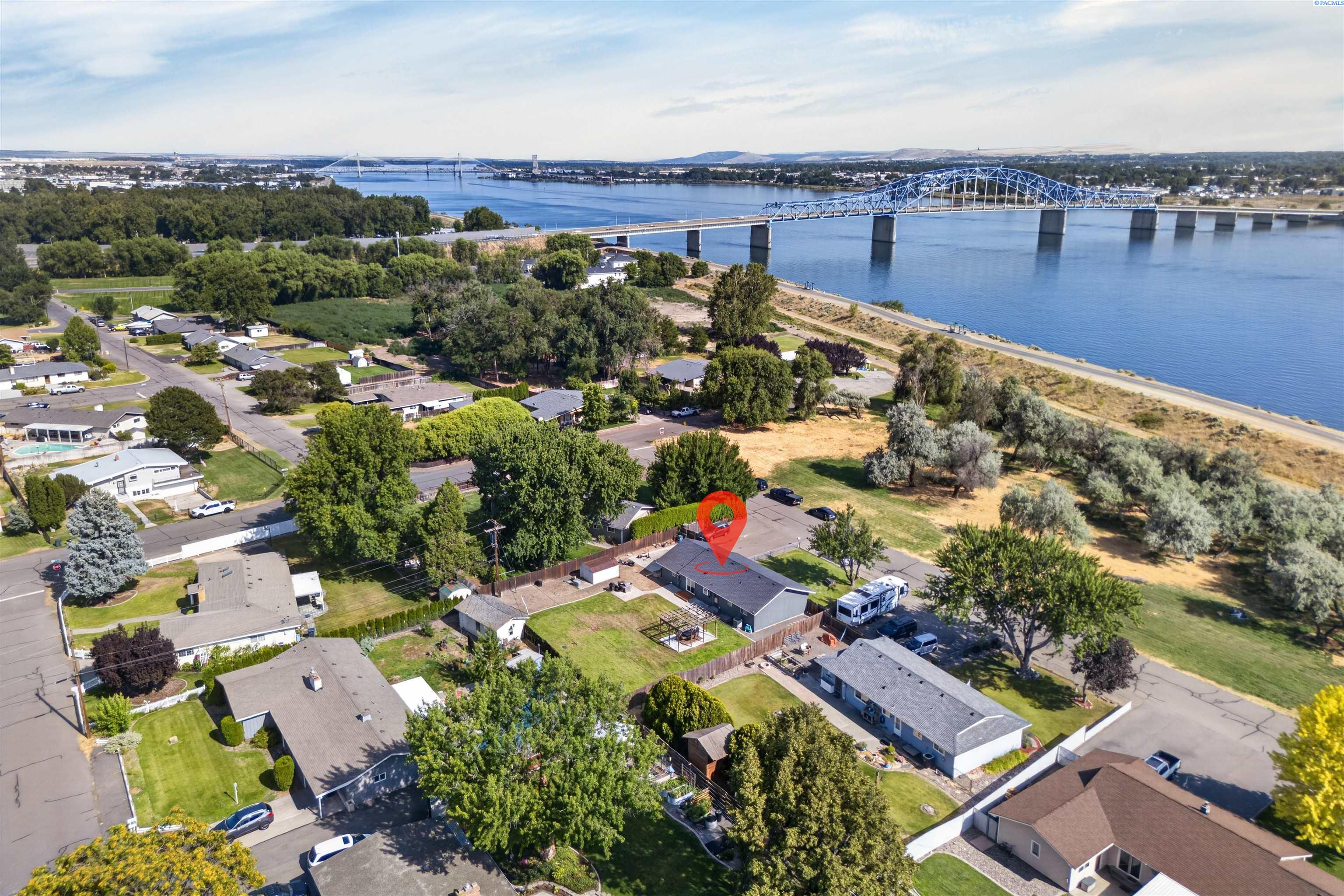 3613 W Havstad, Pasco, WA 99301