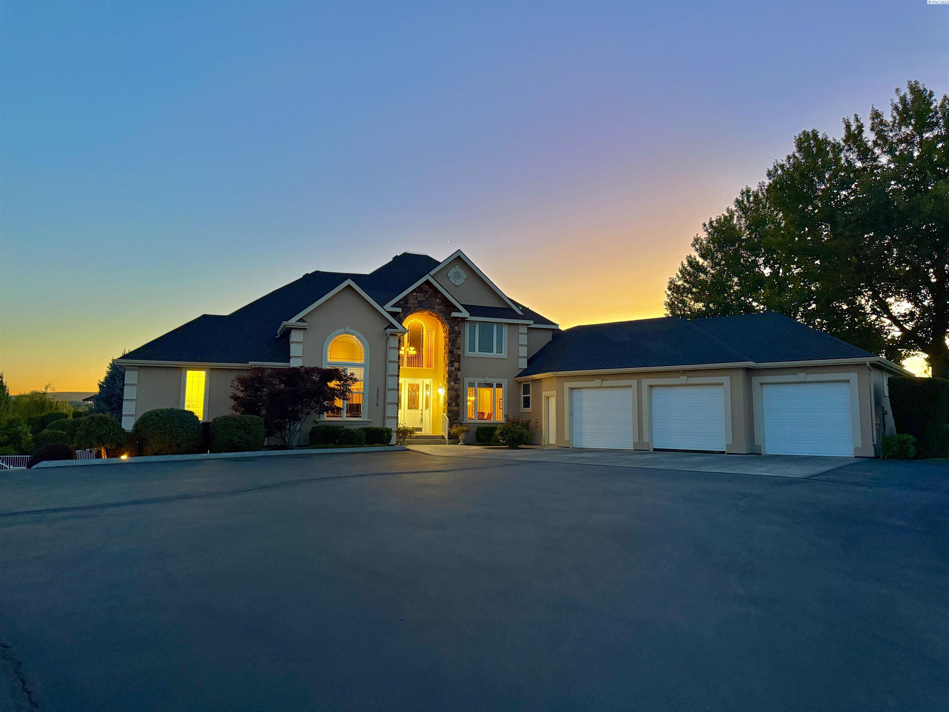 22010 S Verbena St, Kennewick, WA 99337