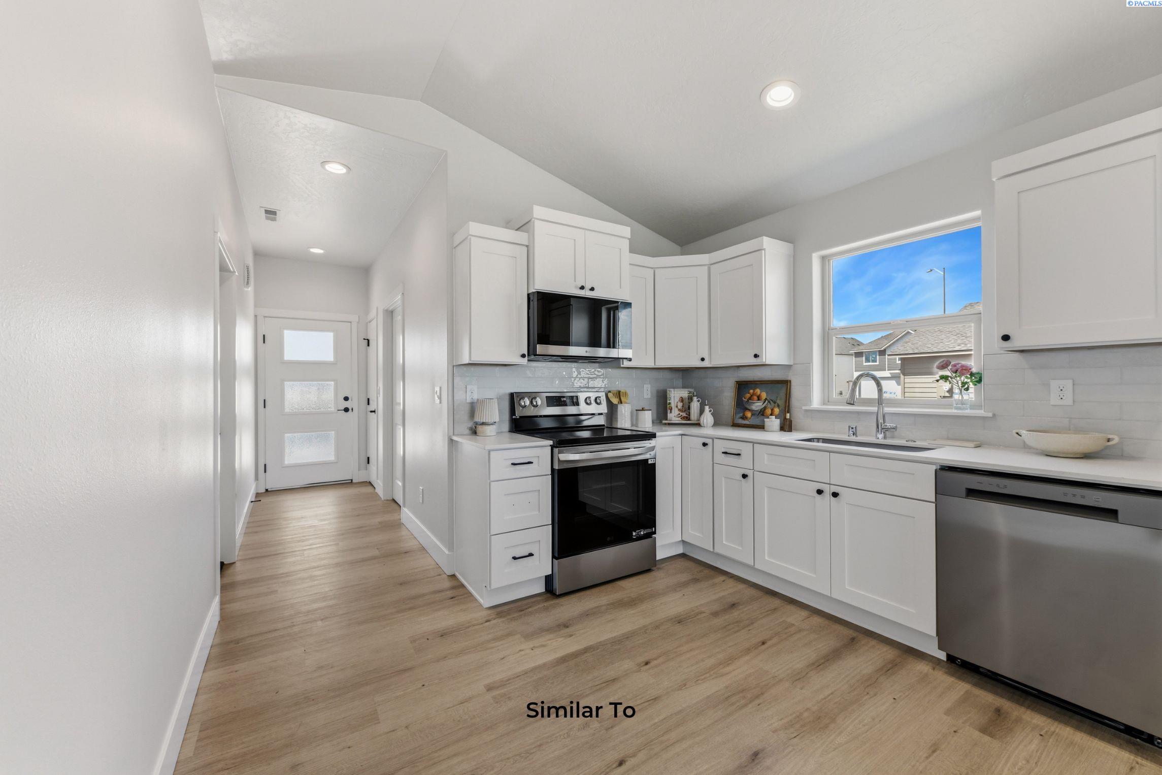 219 N Dewberry Pl, Kennewick, WA 99336