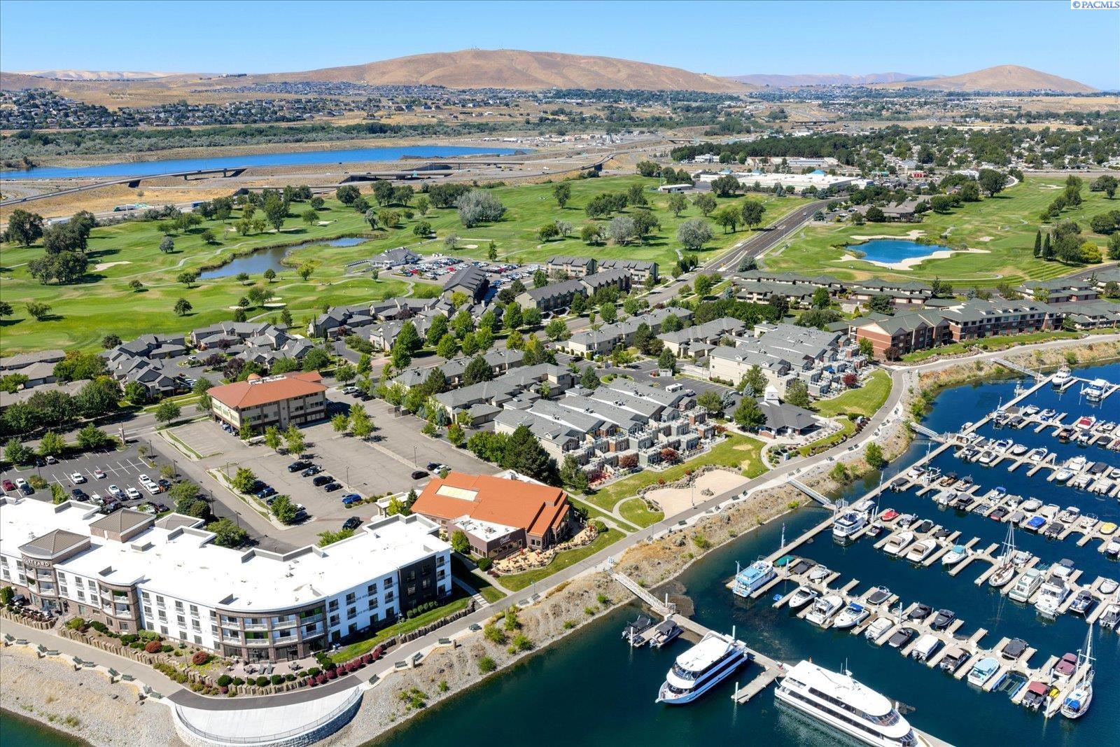 386 Columbia Point Dr #303, Richland, WA 99352