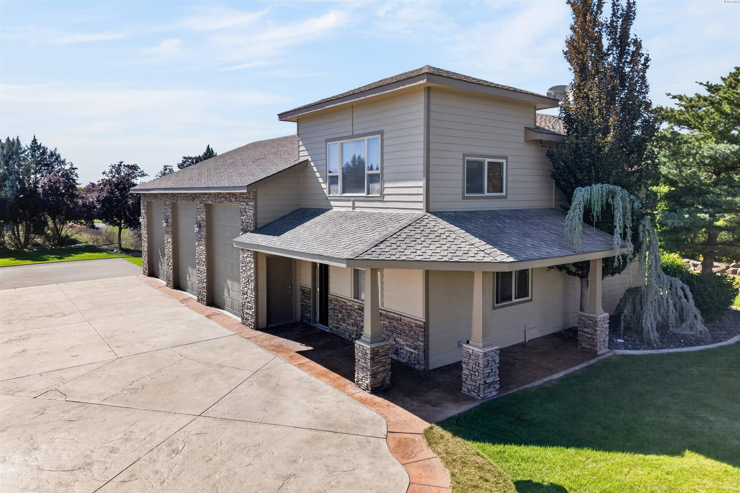 93006 E Chelsea Rd, Kennewick, WA 99338