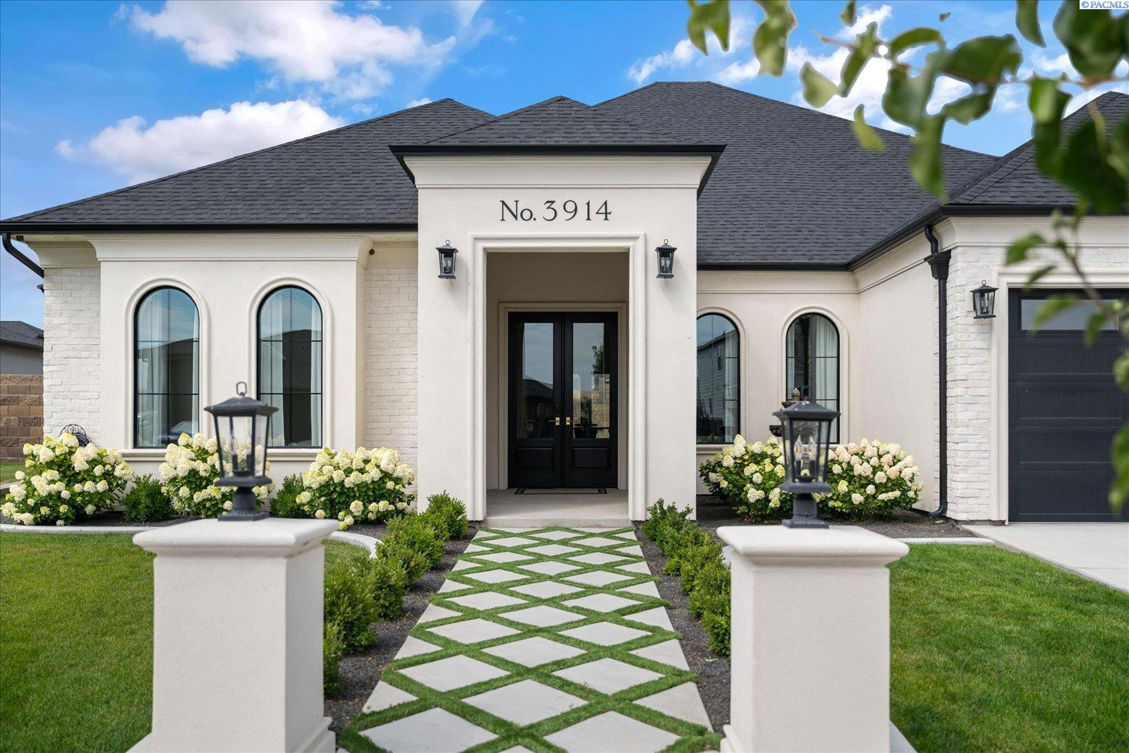 3914 Barbera St, Richland, WA 99352