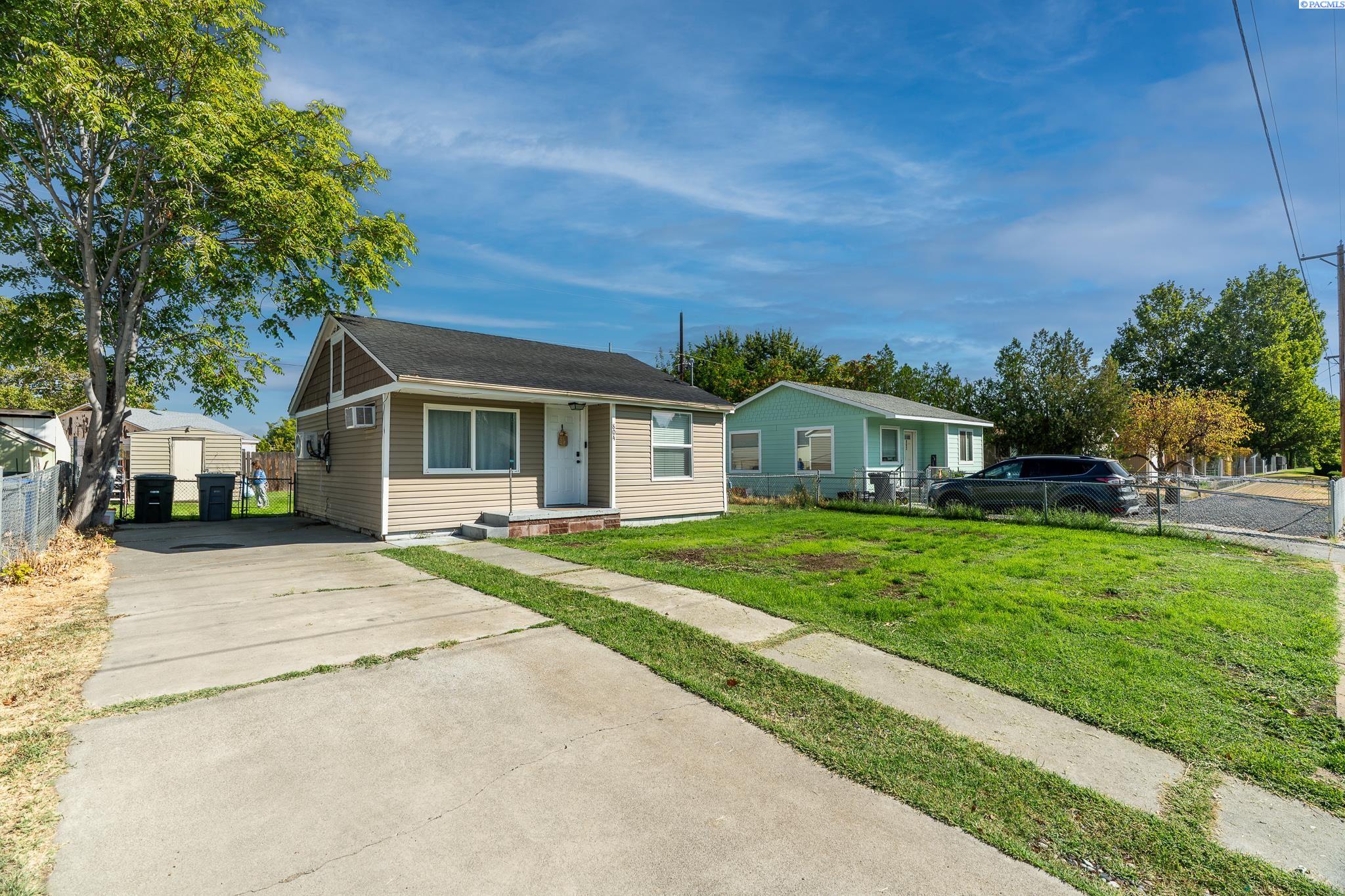 804 Davenport, Richland, WA 99352