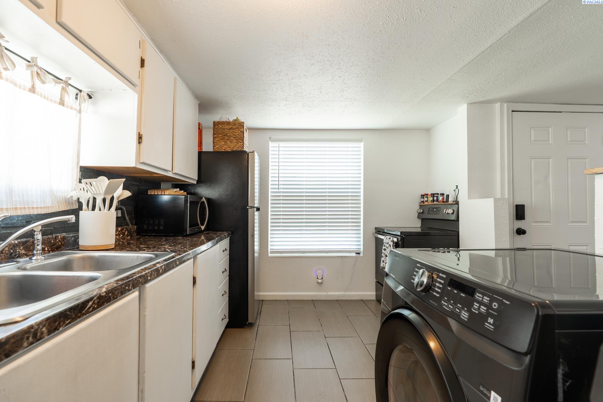 804 Davenport, Richland, WA 99352