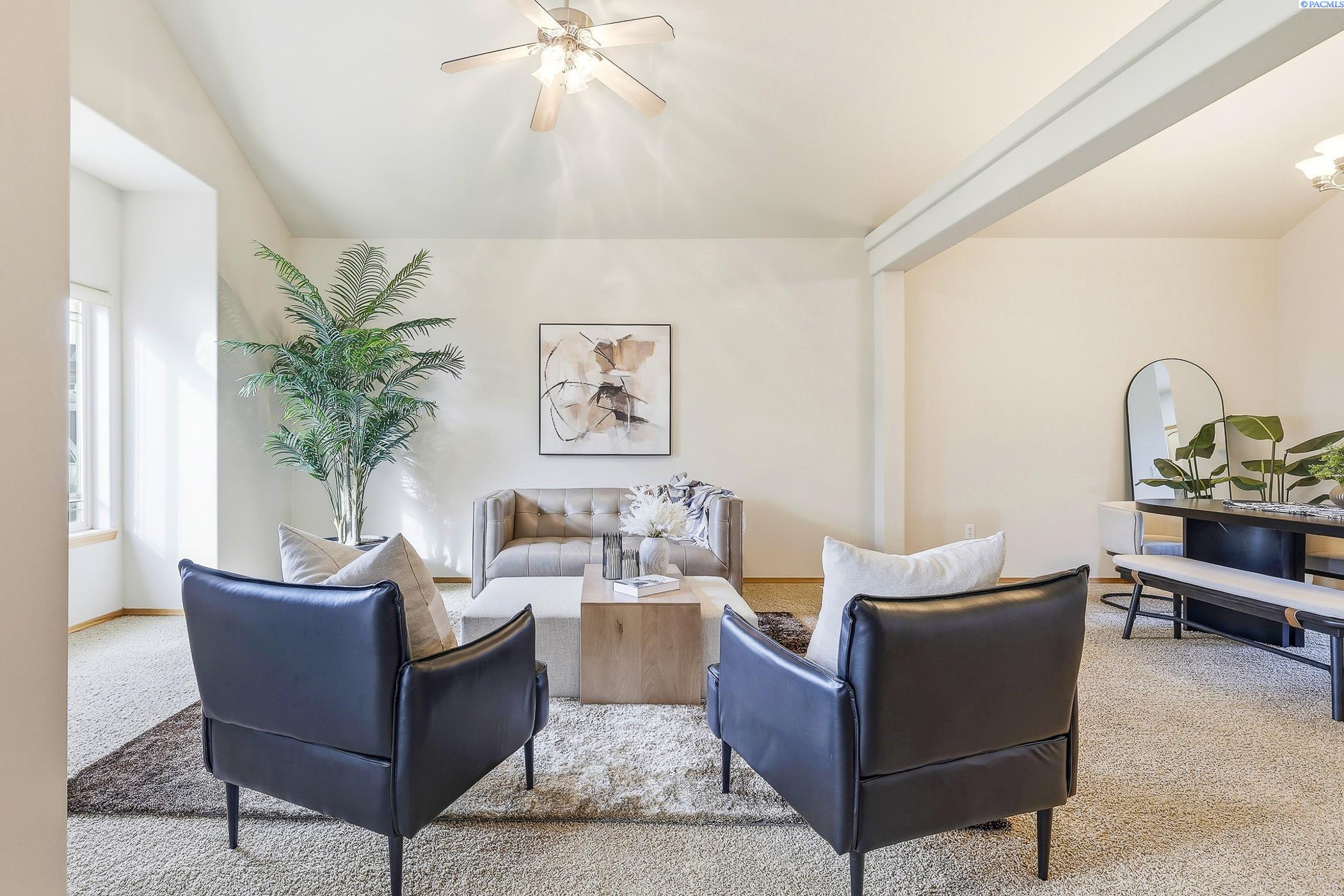 1173 Kensington Way, Richland, WA 99352