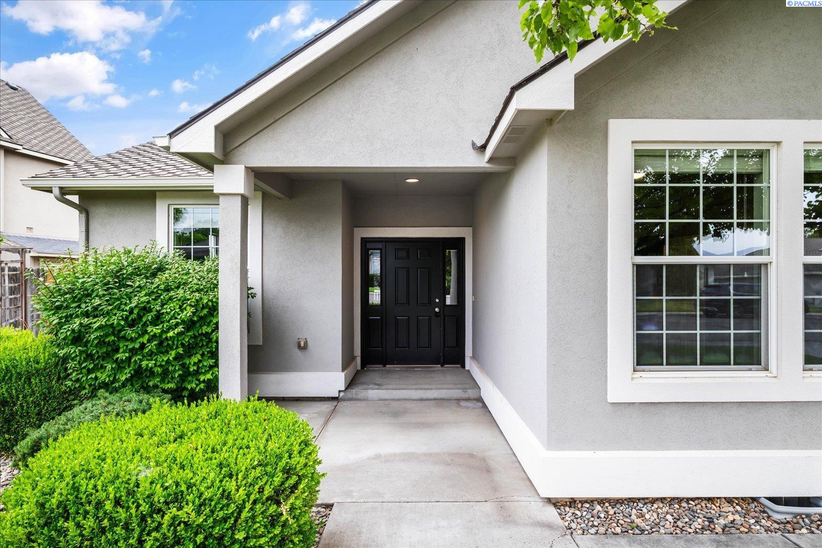 3706 S Johnson St, Kennewick, WA 99337