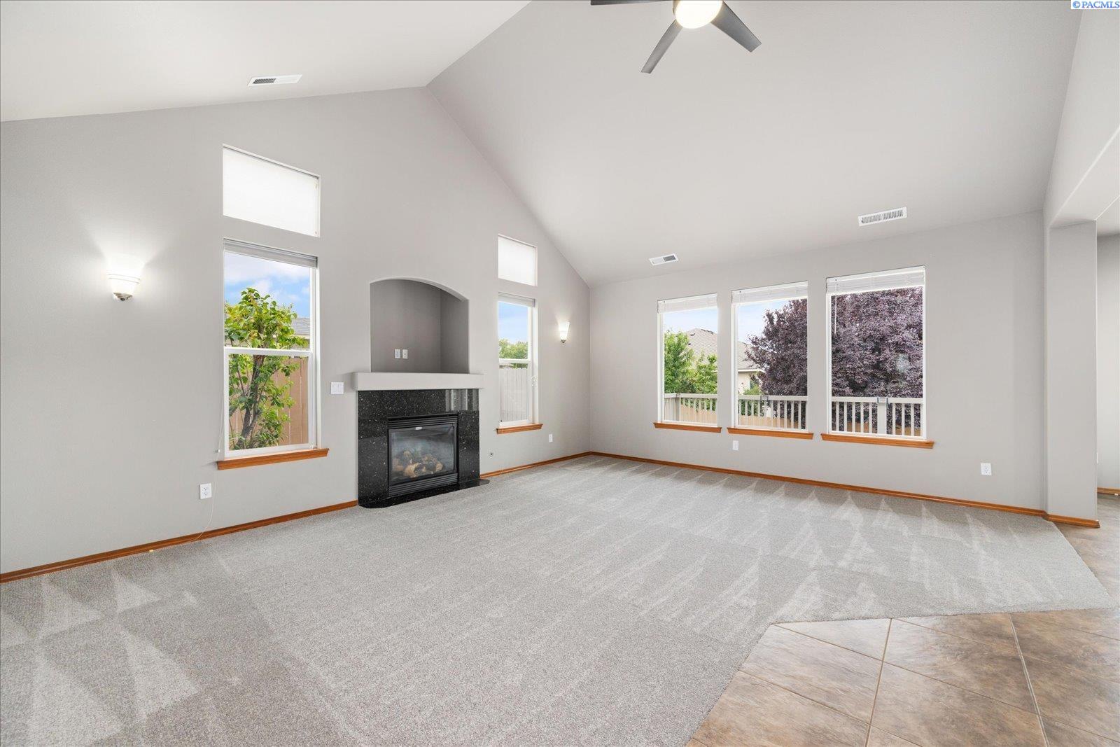 3706 S Johnson St, Kennewick, WA 99337