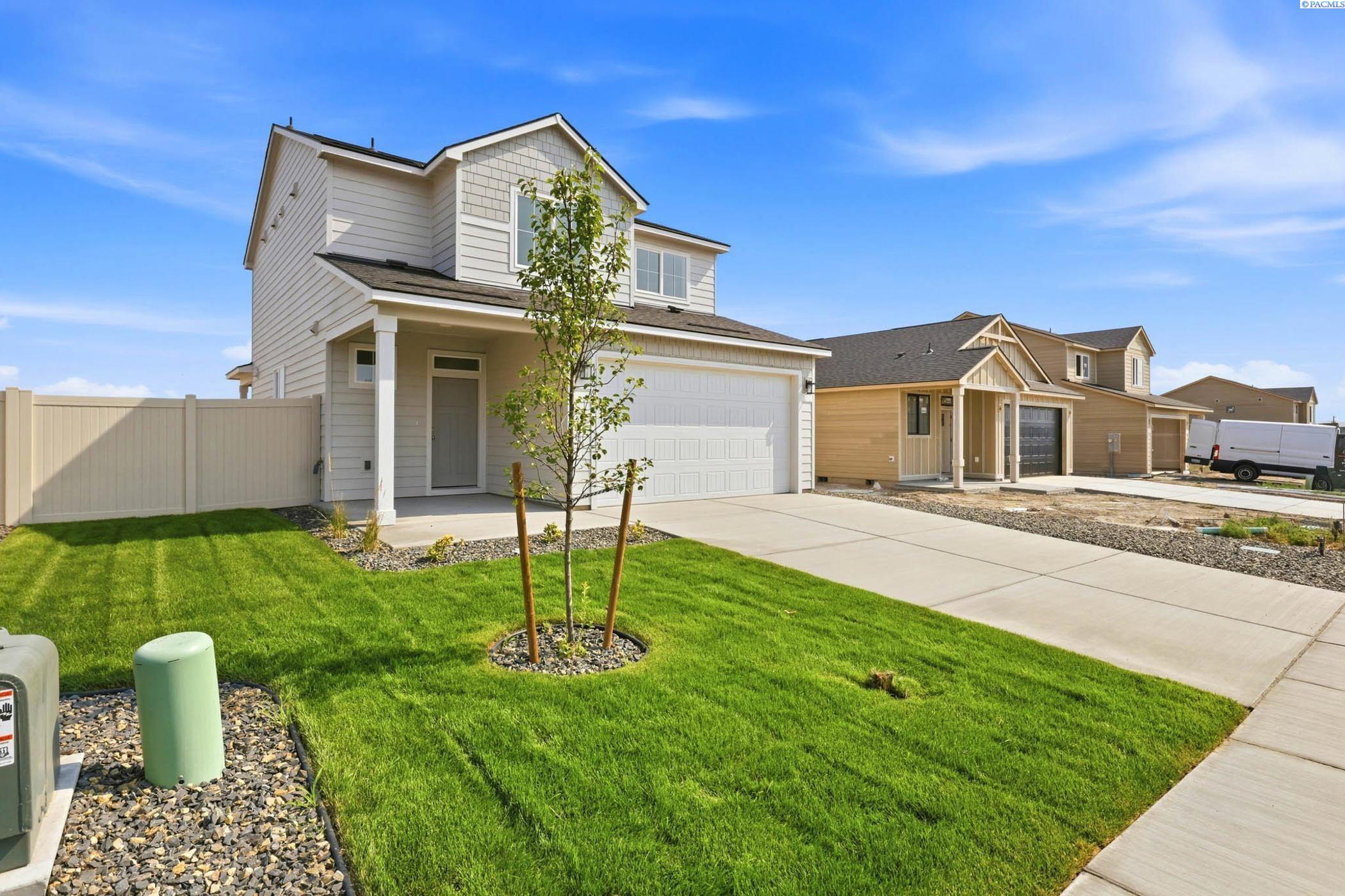 1420 Lena Ave, Benton City, WA 99320