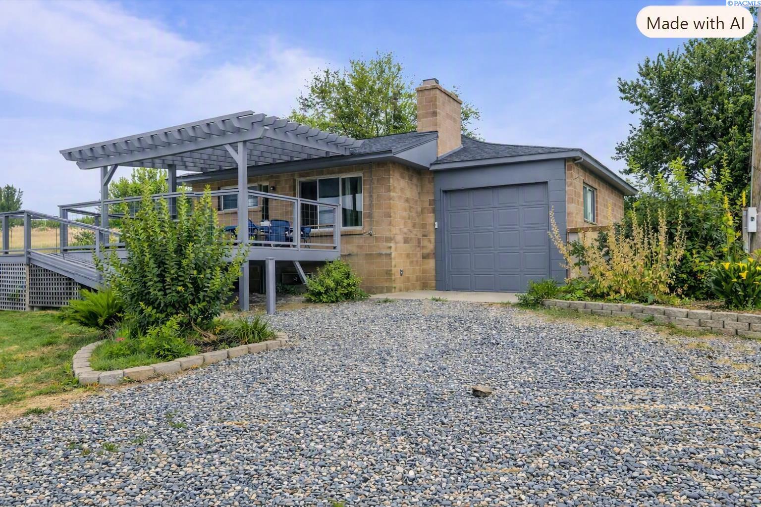 27504 W Orcutt Rd, Benton City, WA 99320