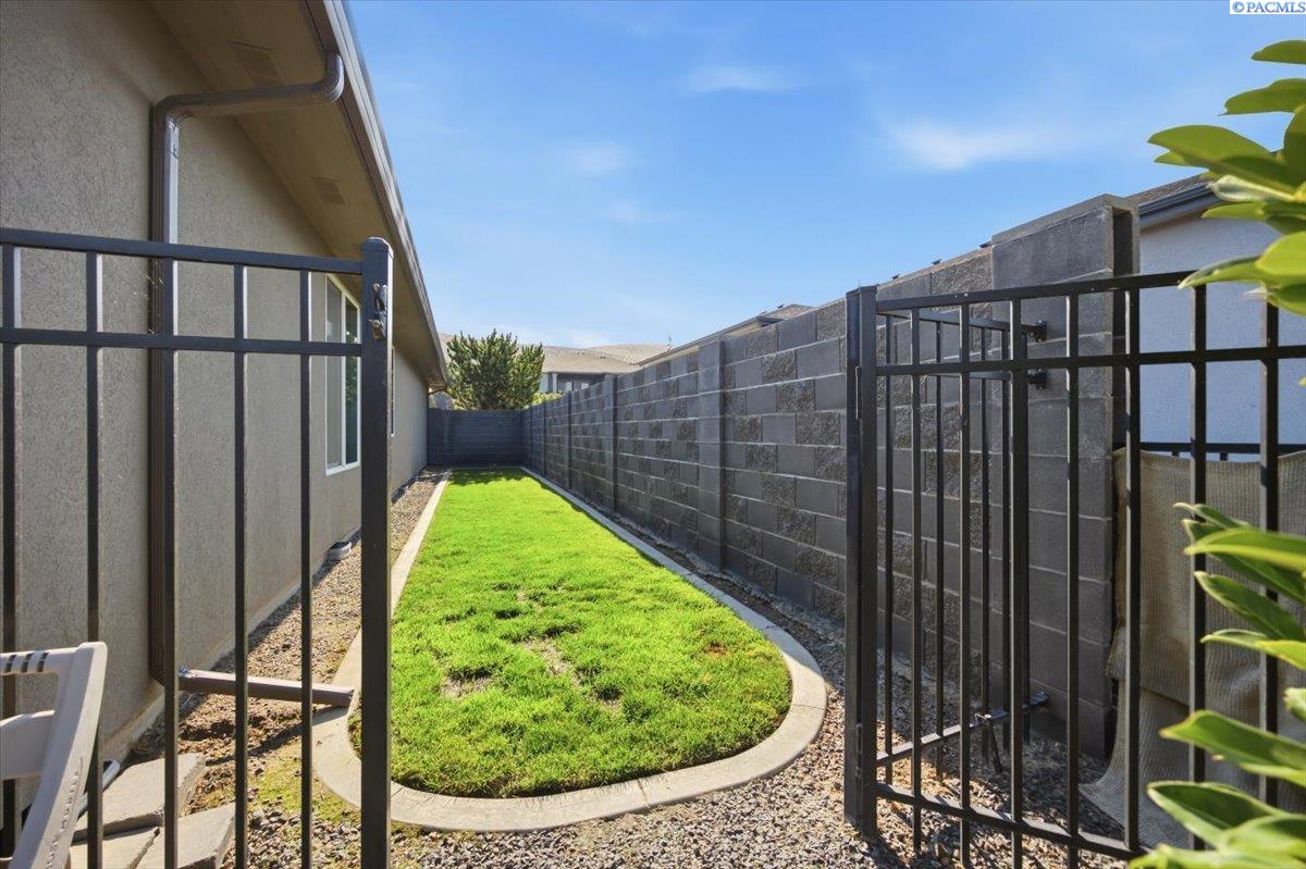 1632 Naples Ln, Richland, WA 99352