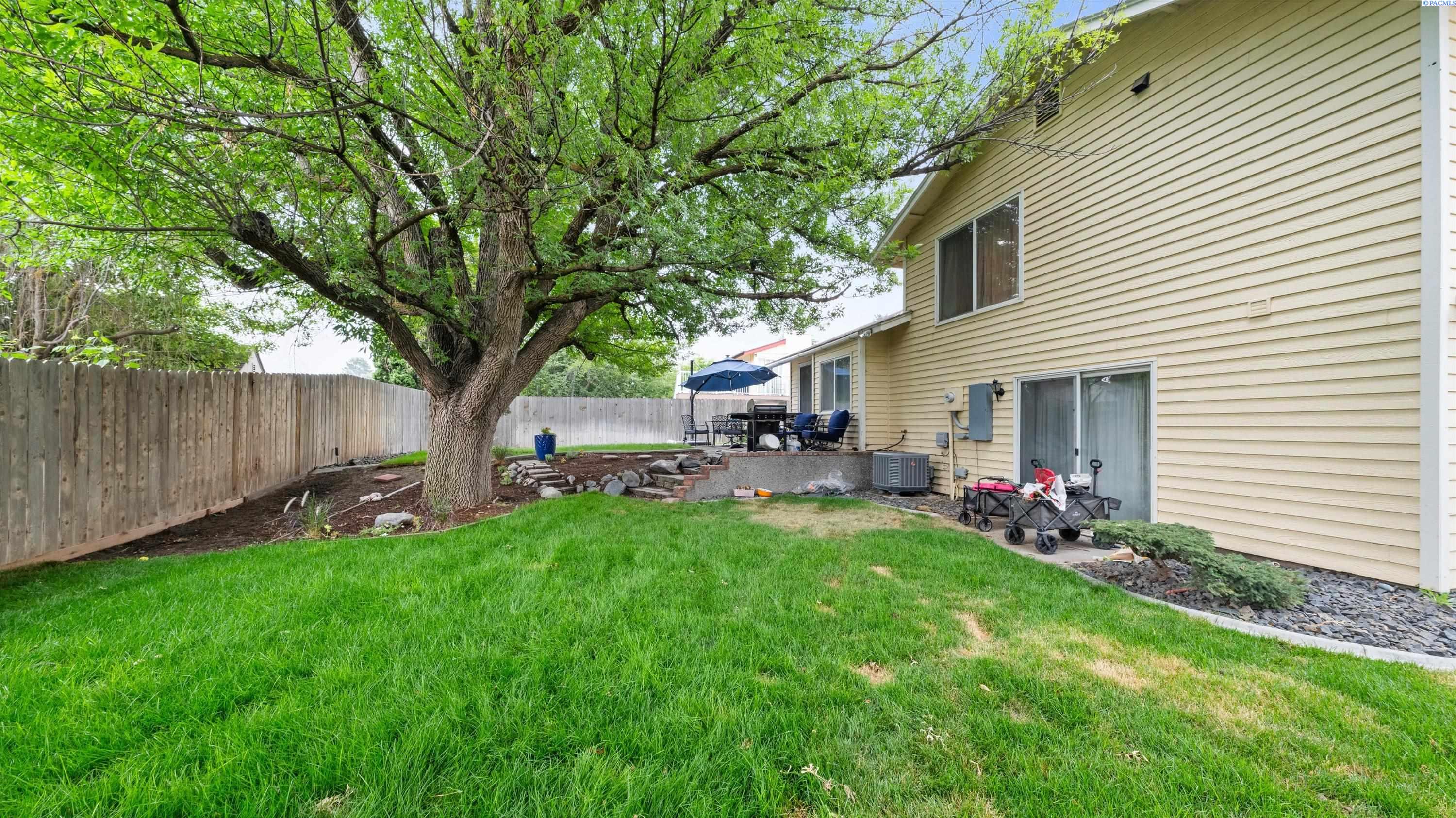 8720 W Falls Ave, Kennewick, WA 99336