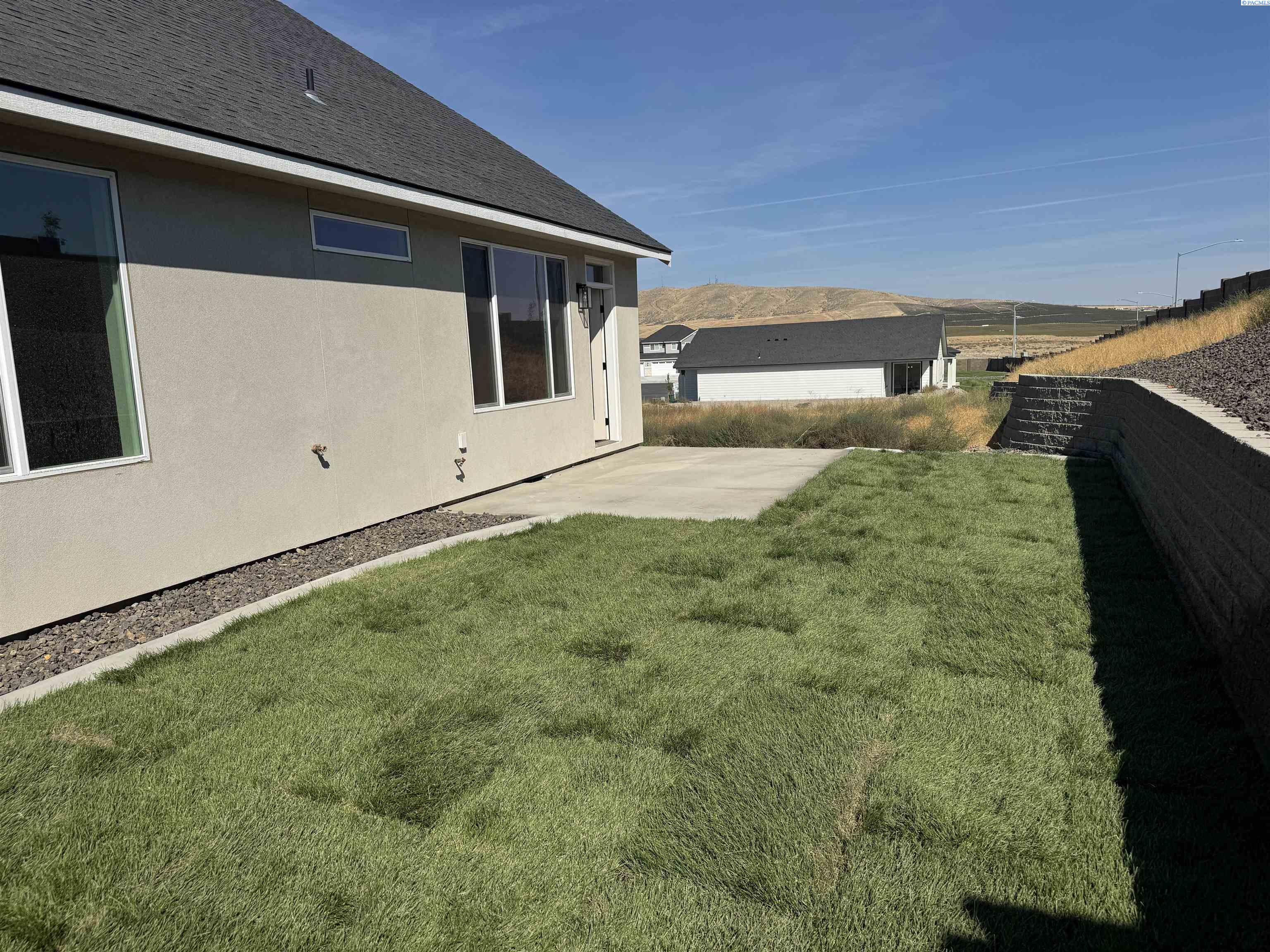 2960 Meadowlark Ave, Richland, WA 99352