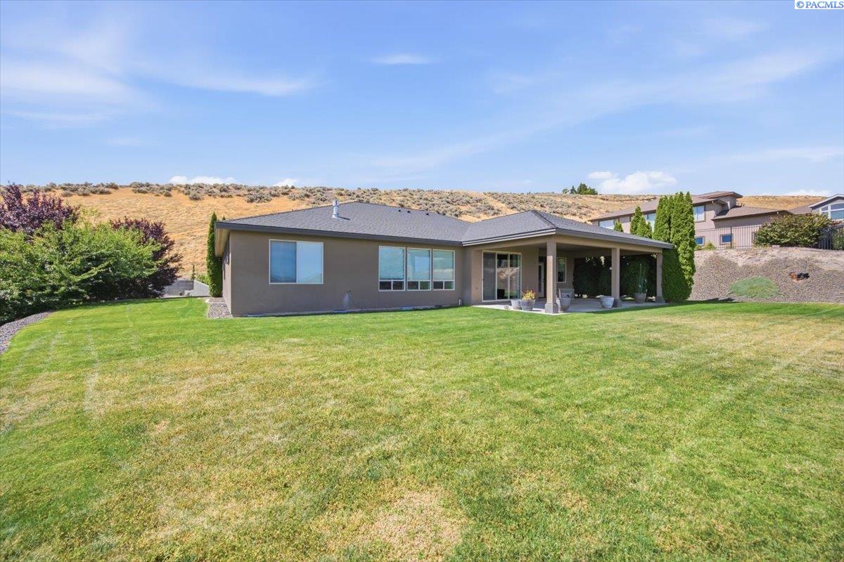 1929 Gala Way, Richland, WA 99352