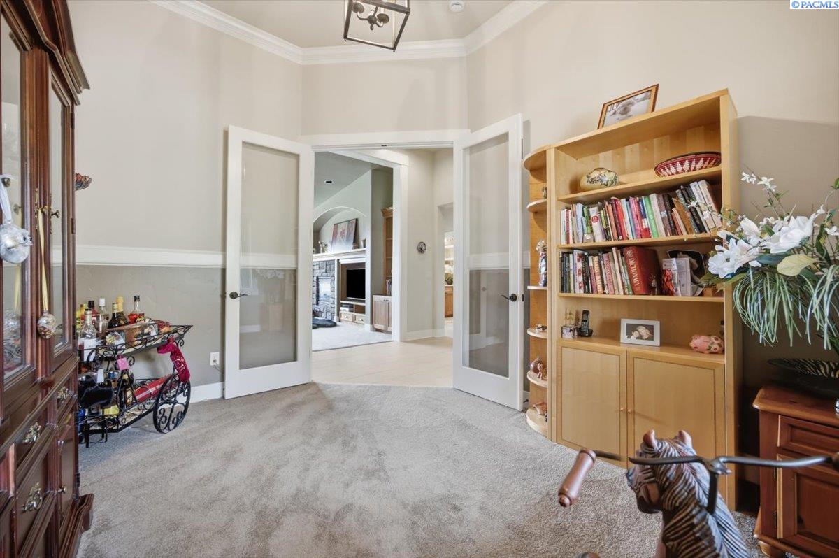 1929 Gala Way, Richland, WA 99352