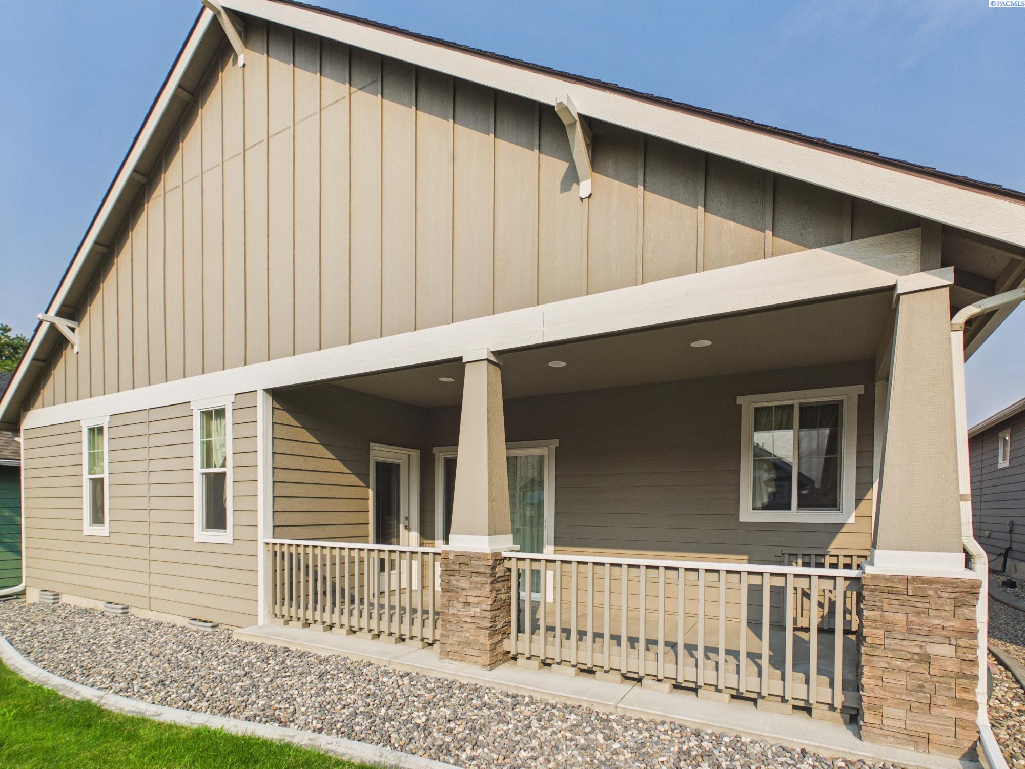 7810 W 21st Ave, Kennewick, WA 99338